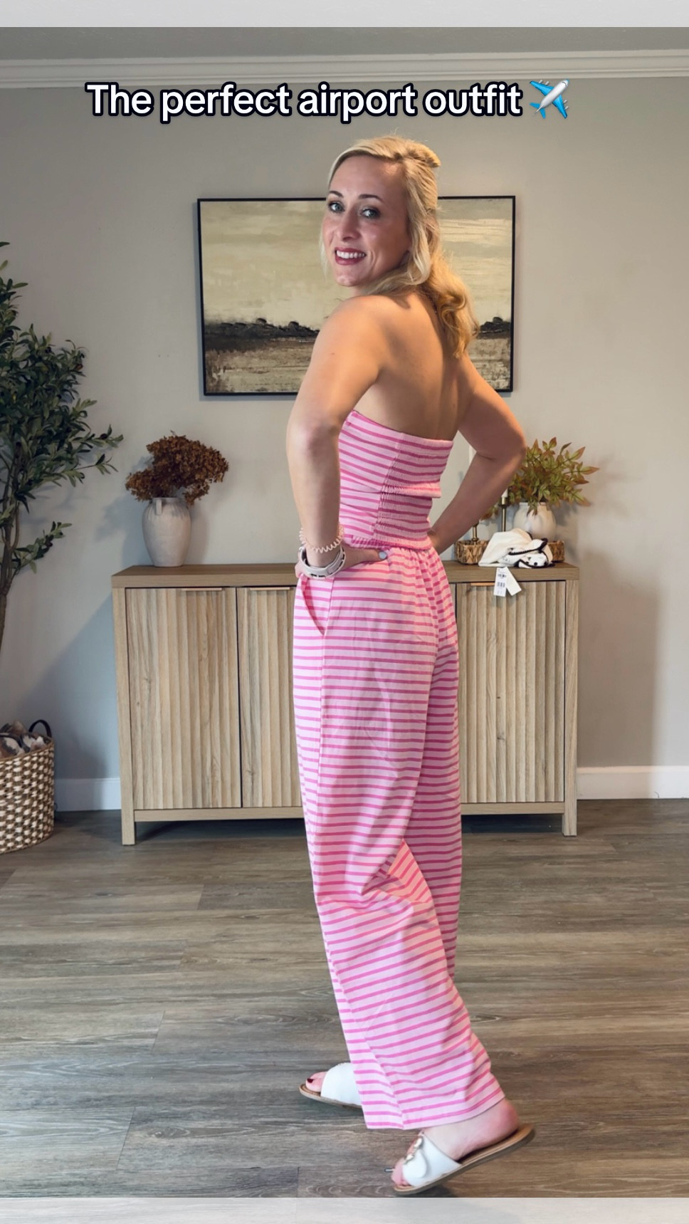 The perfect comfy + cute travel outfit ✈️ Lightweight, super comfy, and you can wear the pants high rise or low rise. Also perfect for sports moms since it comes in multiple colors. ⚾️
Free People dupe.
✨In my Amazon storefront, LTK, & ShopMy.
#traveloutfit #airportoutfit #sportsmom #amazonfinds #vacationoutfit 

#LTKTravel #LTKmomlife #LTKFestival