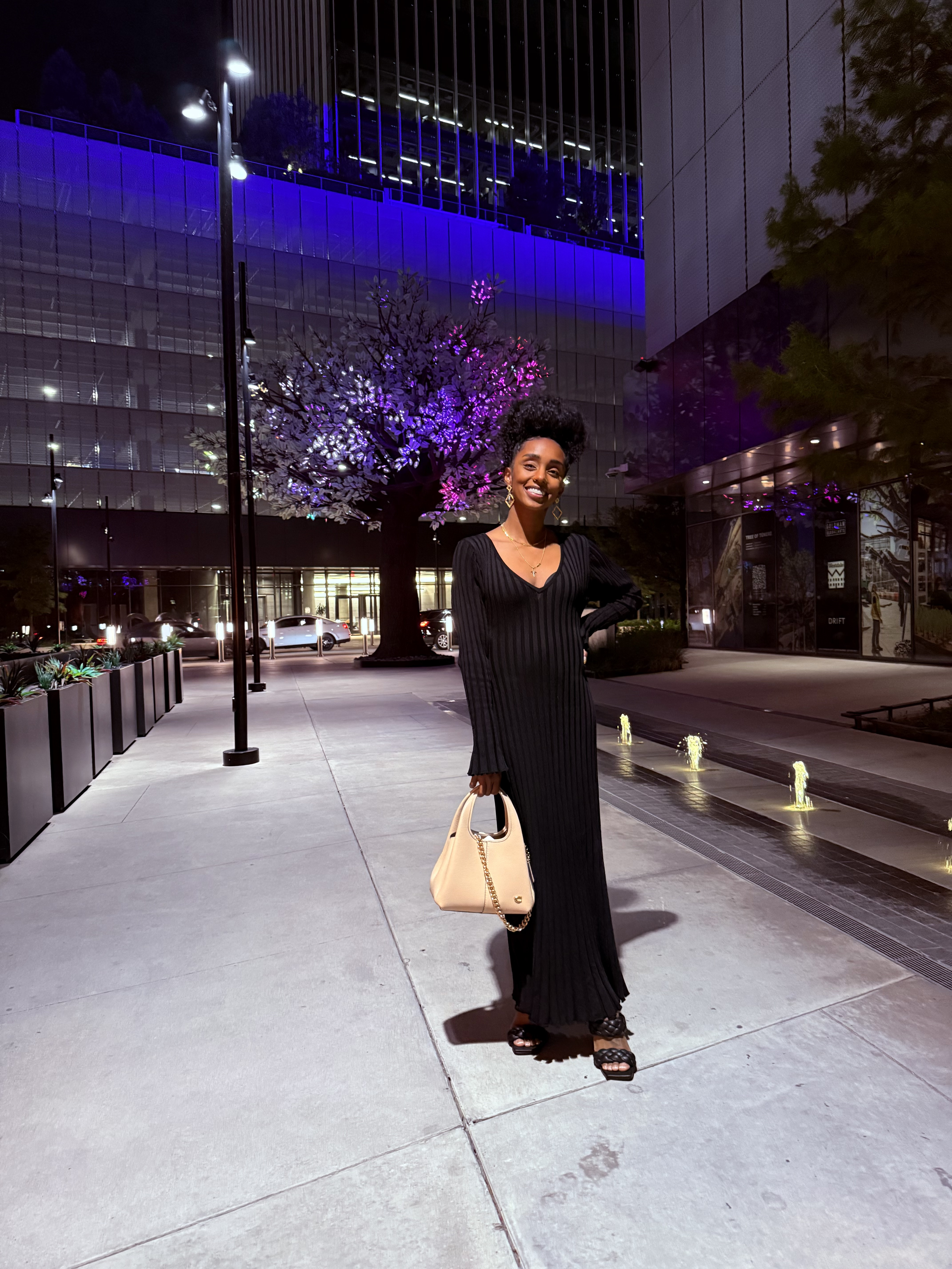 Date Night outfit
Small
Simple black dresss

#LTKFamily #LTKItBag #LTKStyleTip