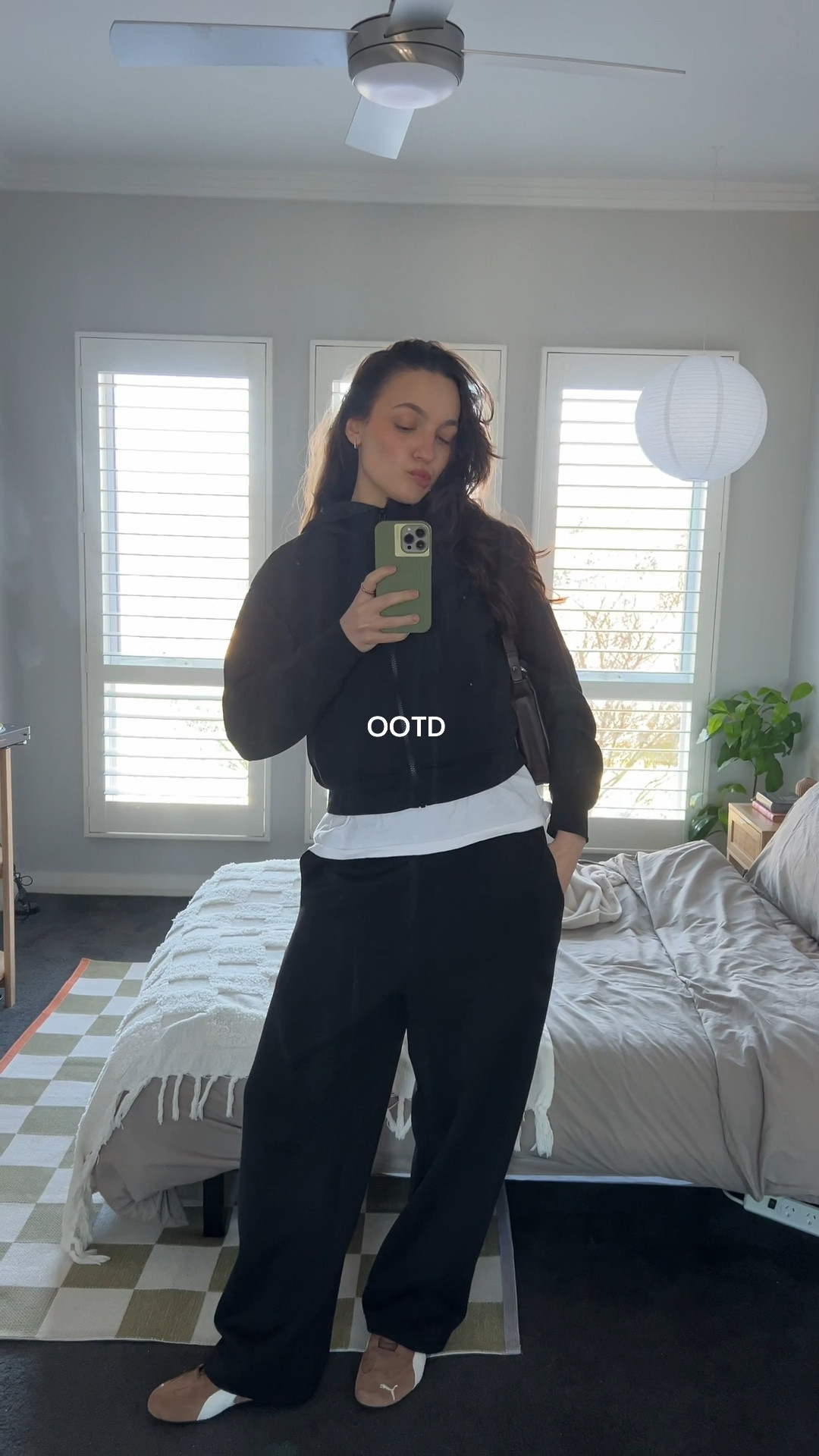 matching set, Uniqlo, all black outfit, comfy outfit, travel outfit, travel set, fashion 

#LTKtravel #LTKstyletip