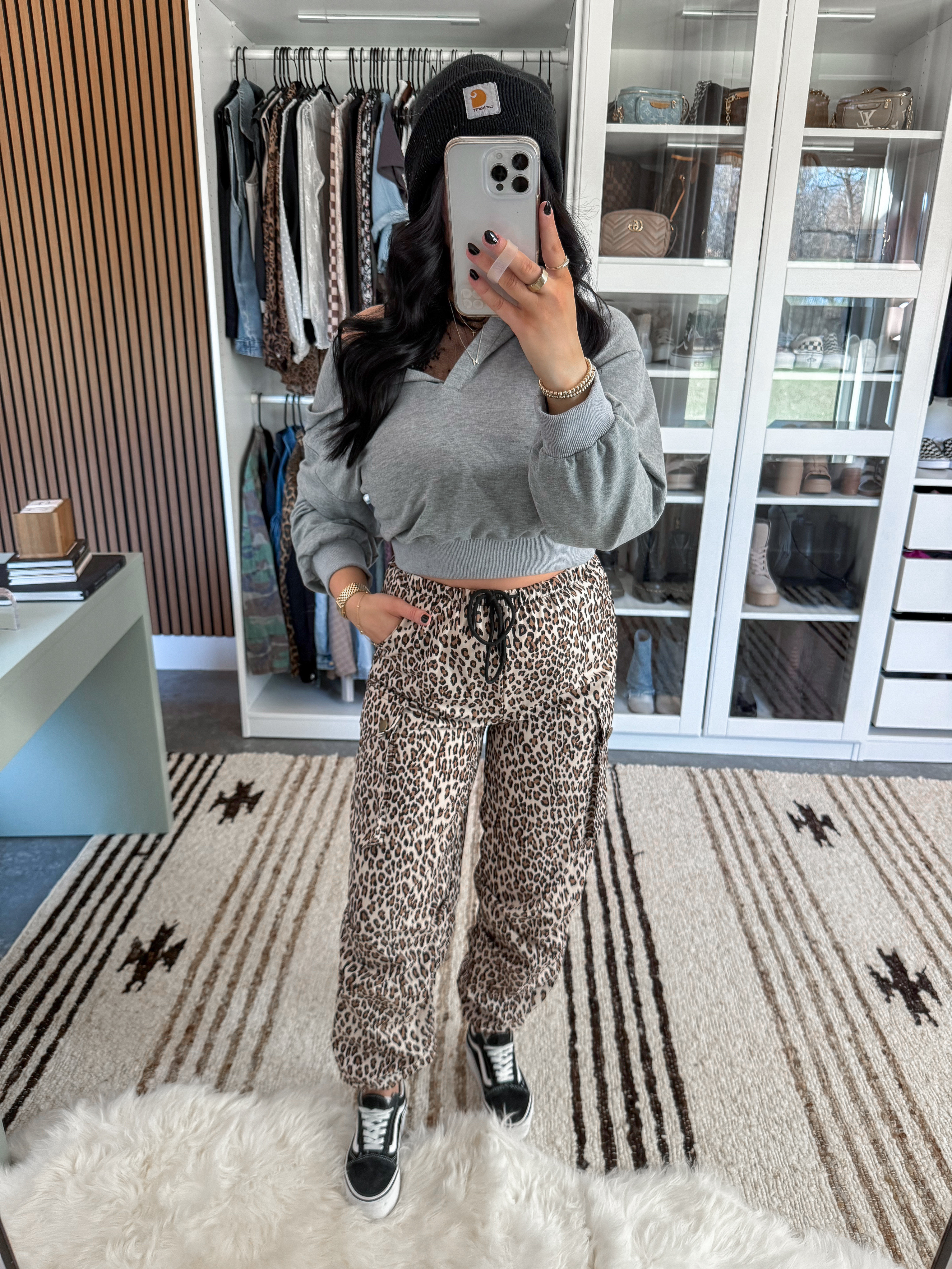 Lace Tank - small
Hoodie - medium (heather grey)
Leopard Cargo Pants - small
Bandeau - medium

Edgy but comfy in this bump friendly OOTD! Styled these cargo jogger style pants with a grey slouchy fit relaxed hoodie (which I layered over a black lace tank!) Finished the look with a black beanie & some platform vans! 🖤

 

 

#LTKFindsUnder50 #LTKFindsUnder100 #LTKBump