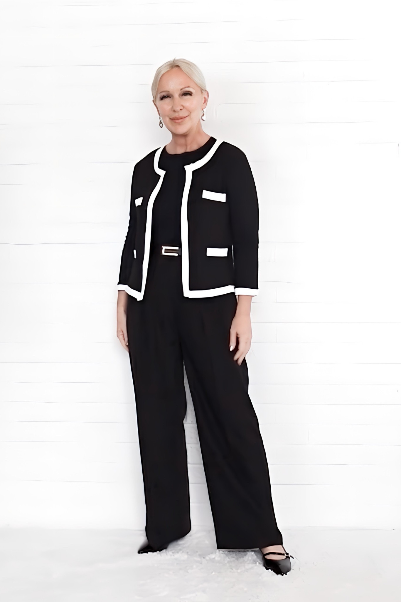 Amazon Casual Elegance Outfits for Fall Fashion 2024.  When I posted Amazon Classic Style outfits last week, you ladies bought out two of the sweaters - before 10:00 am.  WOW!  I hear you loud and clear: you want to look elegant and classy while being SMART with your money!  So to coin a phrase from one of our community members, here are “casual elegance” outfits from Amazon that will allow you to be casual, look elegant, and NOT break the bank. All of these outfits are appropriate for women over 40, women over 50, women over 60…and let us not forget our women over 70 and 80!


#LTKFindsUnder50 #LTKOver40 #LTKSeasonal