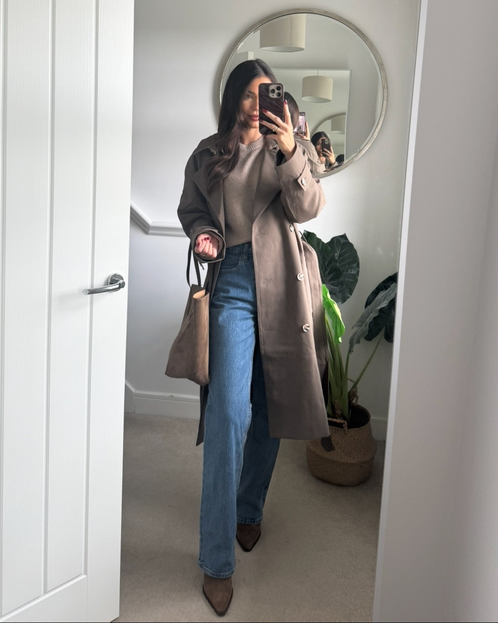 Autumn outfit of the day, love these jeans and trench coat #jeans #autumnoutgit #trenchcoat 

#LTKautumn #LTKuk #LTKjeans