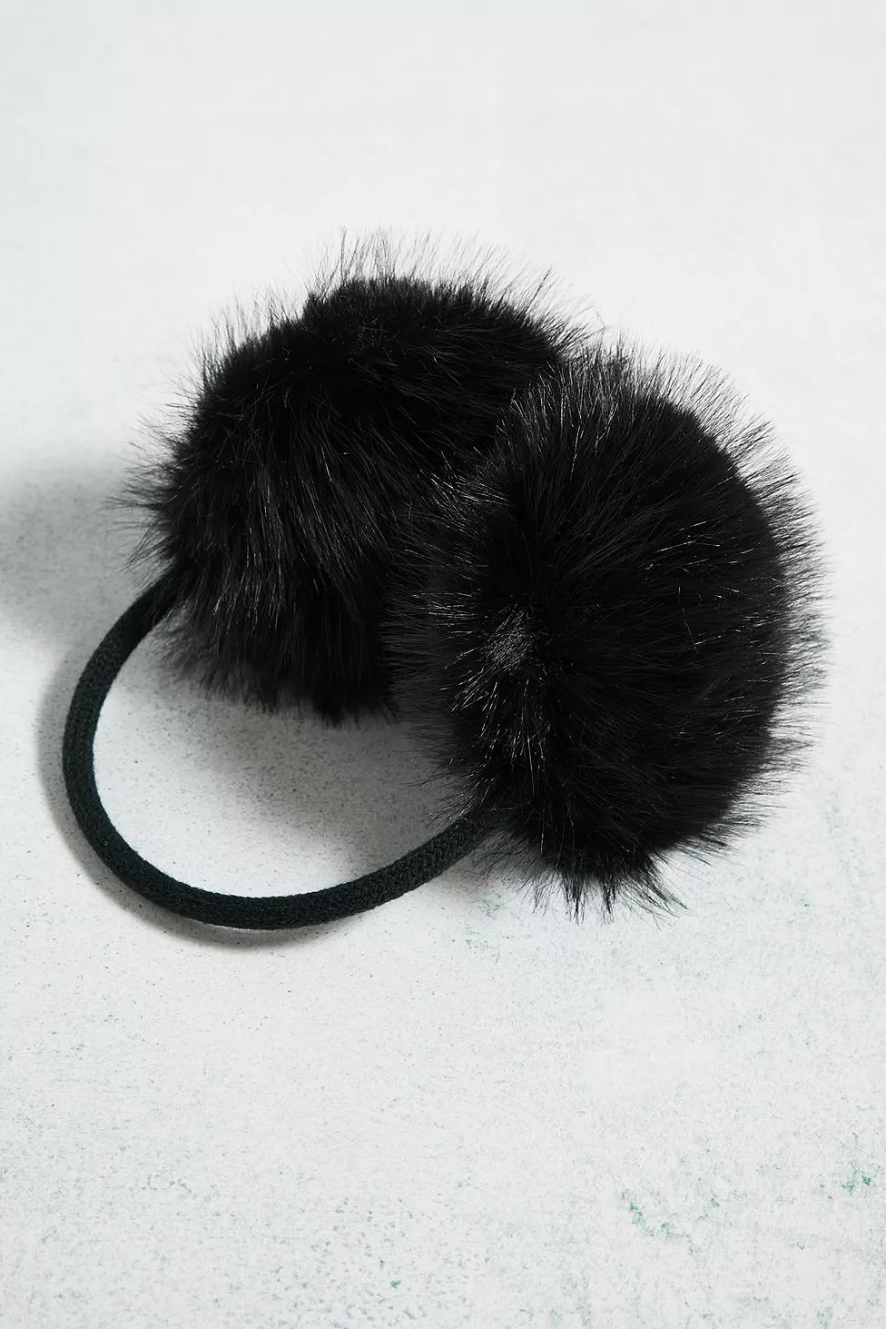 UO Lo Adjustable Faux Fur Ear Muffs | Urban Outfitters (EU)