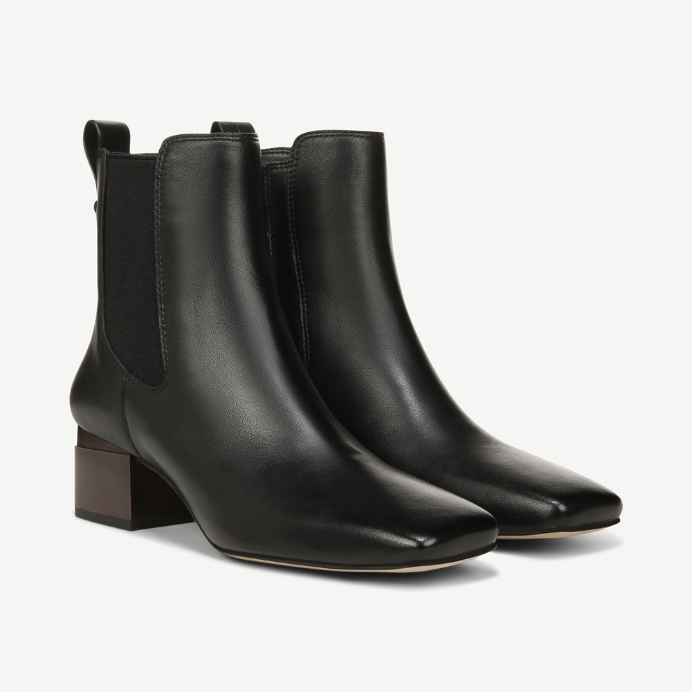 Franco Waxton Bootie | Franco Sarto