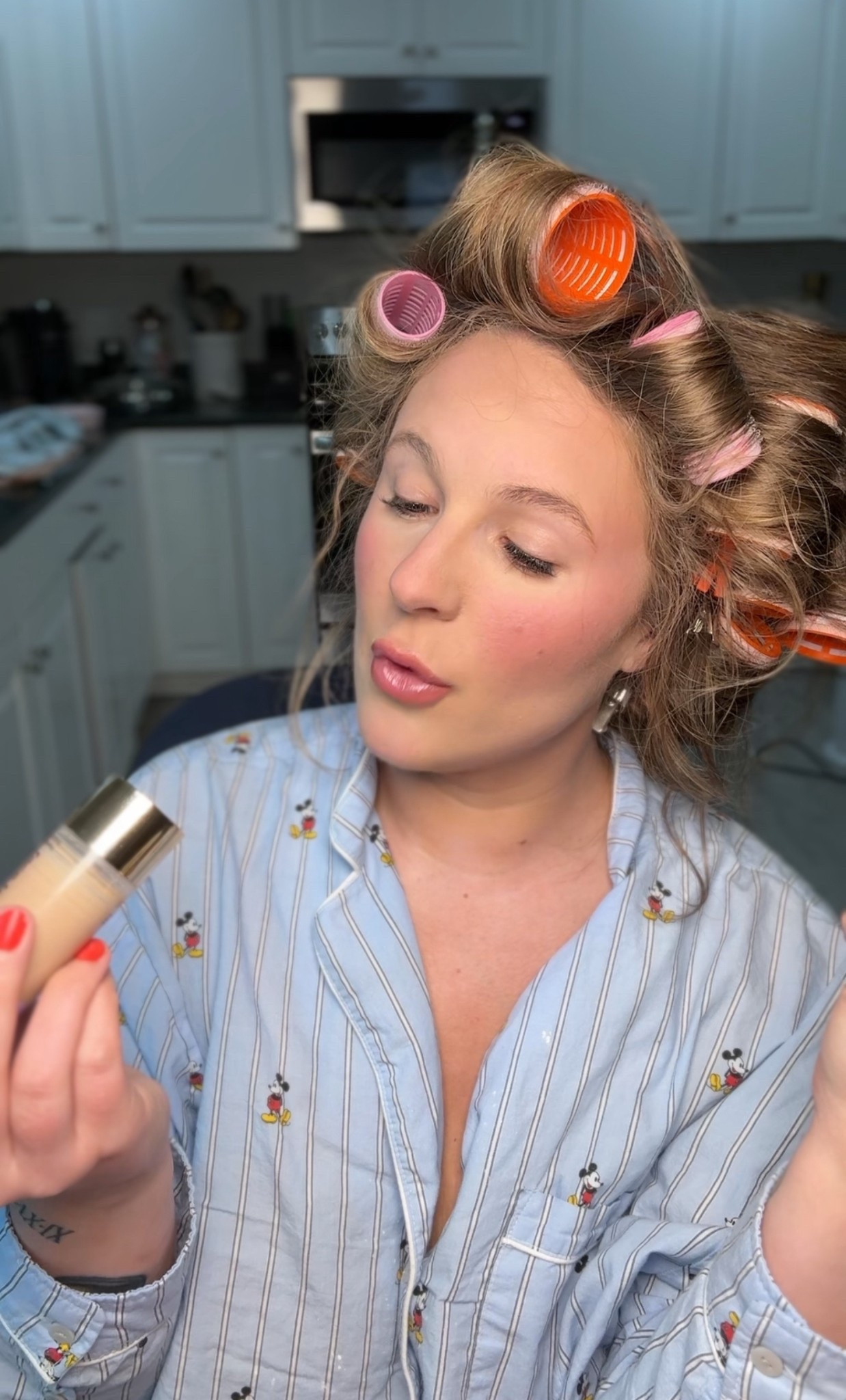 GAP Mickey Mouse Cotton Pjs
I’m 5’7 size 14 and got an XL in both pieces 