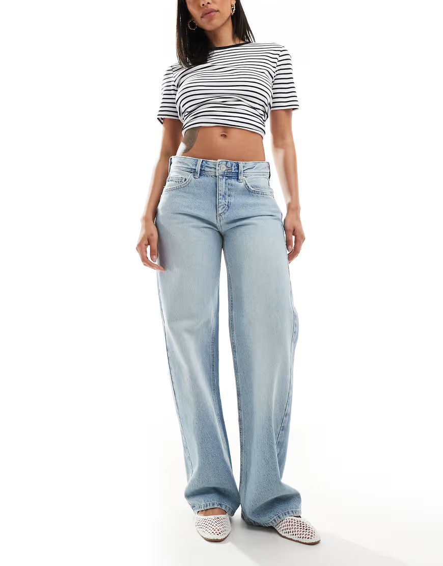 Pull&Bear low rise straight leg jean in light blue | ASOS (Global)