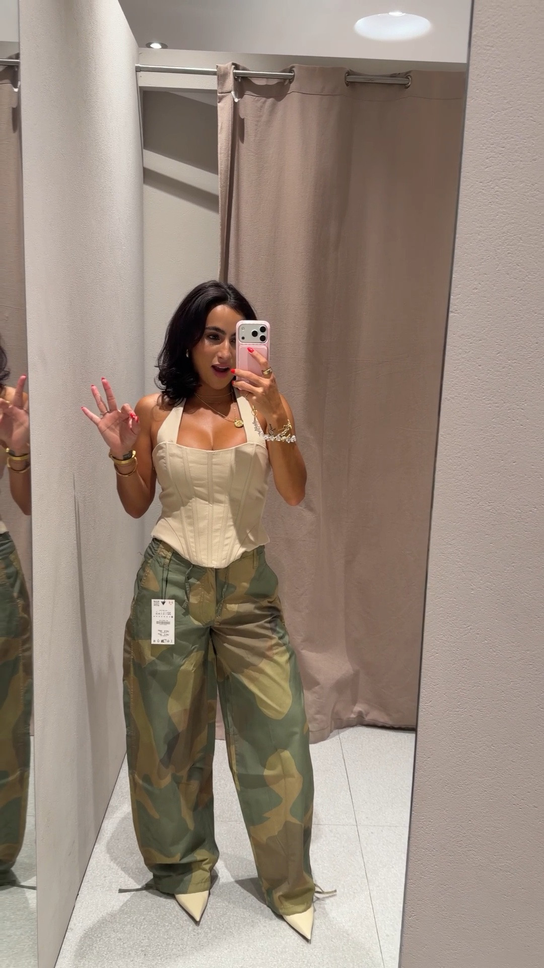 Perfect concert outfit top XS, pants size 0 @Zara #zara 

Concert outfit, fall style

#LTKPetite #LTKootd
