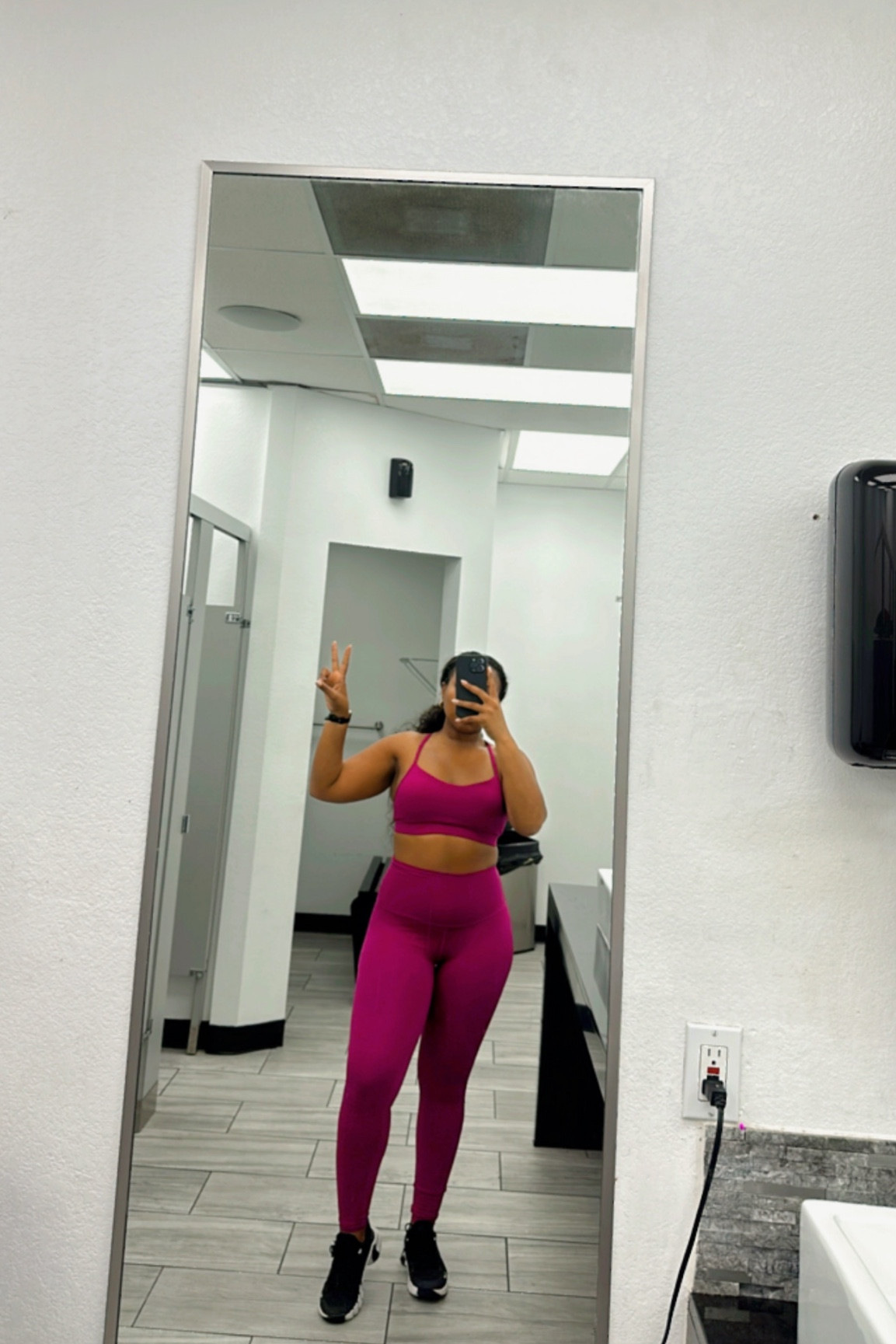 My favorite workout set right now. I get the super high waisted leggings but they come in regular and high waisted! 

#LTKfindsunder50 #LTKstyletip #LTKActive