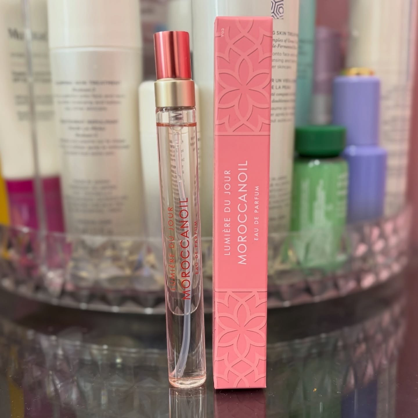 ⭐️PRODUCT REVIEW⭐️

This product was gifted to me by @moroccanoil and@l @skeepers_us in exchange for my honest review.

The Moroccanoil Lumiere du Jour is a beautiful new fragrance. I love the original Moroccanoil fragrance so I was really excited to try this one. This has notes of Fig, Jasmine and Woods. The Jasmine note is strong in this and it is very floral forward. This scent feels very feminine and romantic, it’s a very pretty fragrance. I have had great longevity with this fragrance - it lasts all day on my skin. I love the pretty pink shade they chose for this fragrance - it matches the fragrance perfectly in my opinion. This is a new launch and it will be available on 2/24! ❤️

#moroccanoil #fragrance #skeepers #productreview #ugc