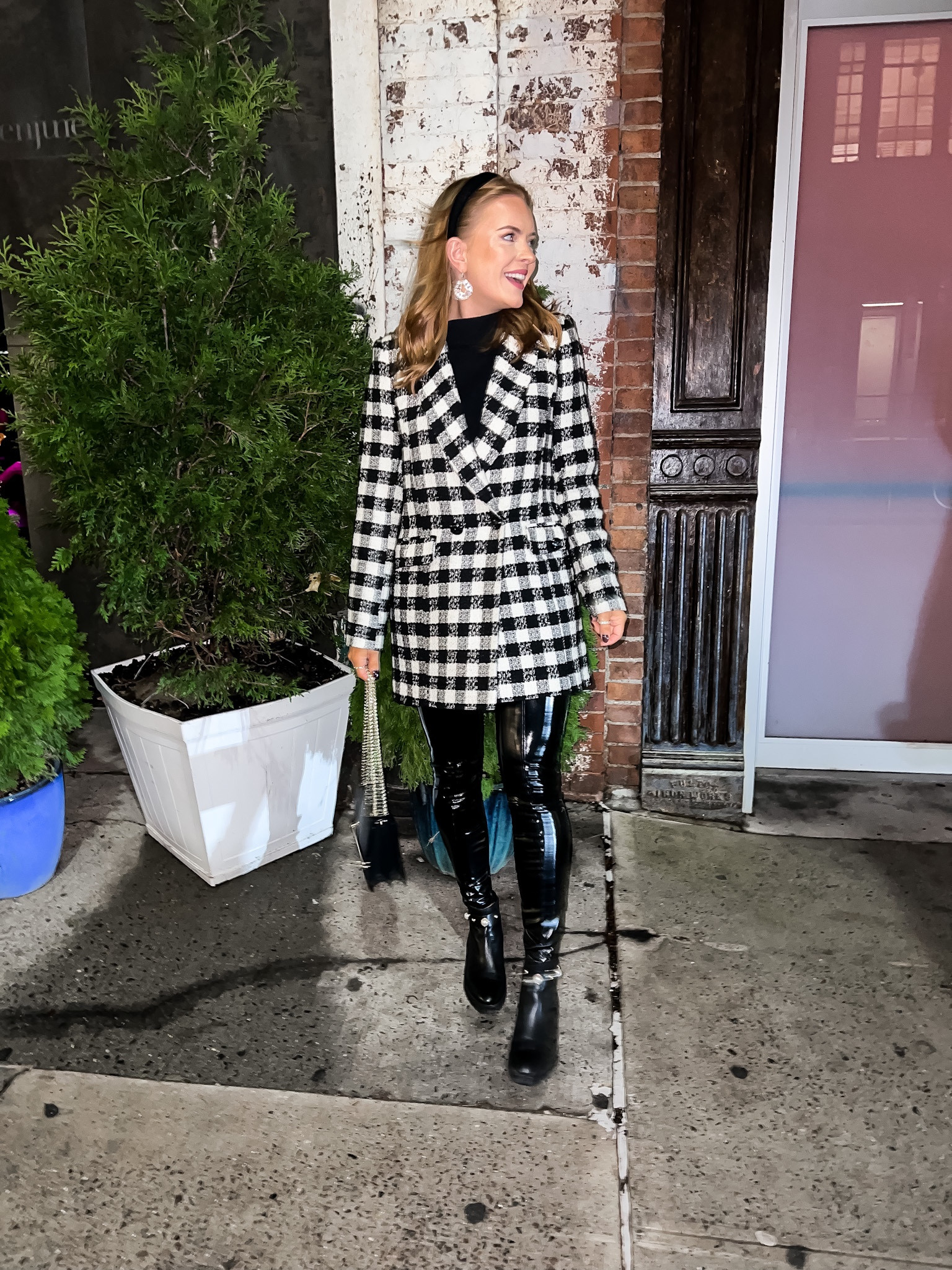 Tonight NYC dinner look! Blazer coat sold out but other options linked!

#LTKSeasonal #LTKtravel #LTKstyletip