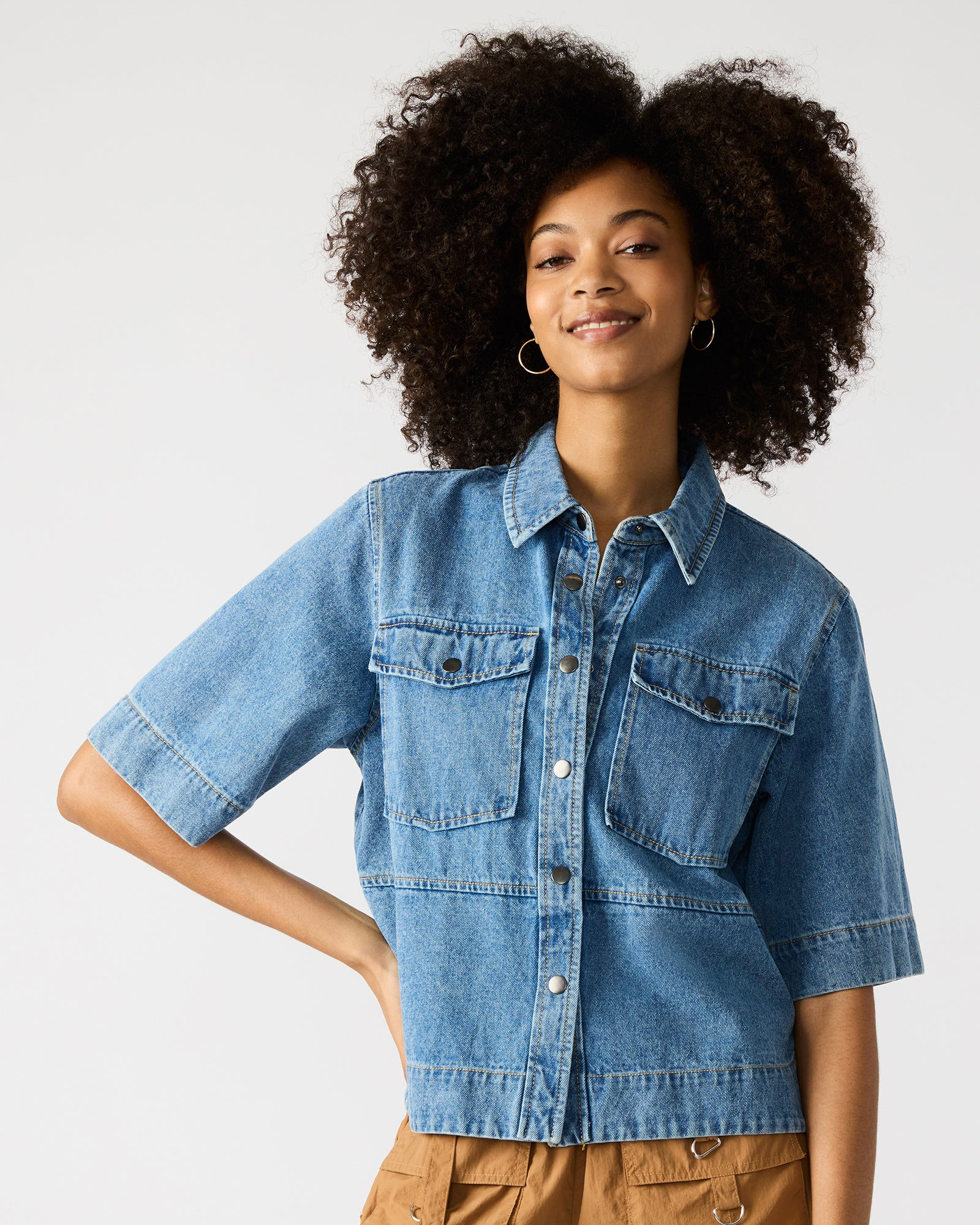 ELIANA Denim Top | Women's Short-Sleeved Button-Up Tops | Steve Madden (US)