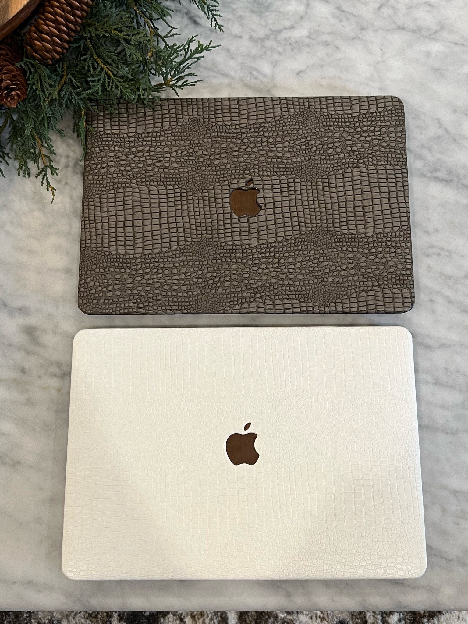 Etsy MacBook covers 

#etsy #smallbusiness #christmasgift #laurabeverlin #apple

#LTKsalealert #LTKHoliday #LTKhome