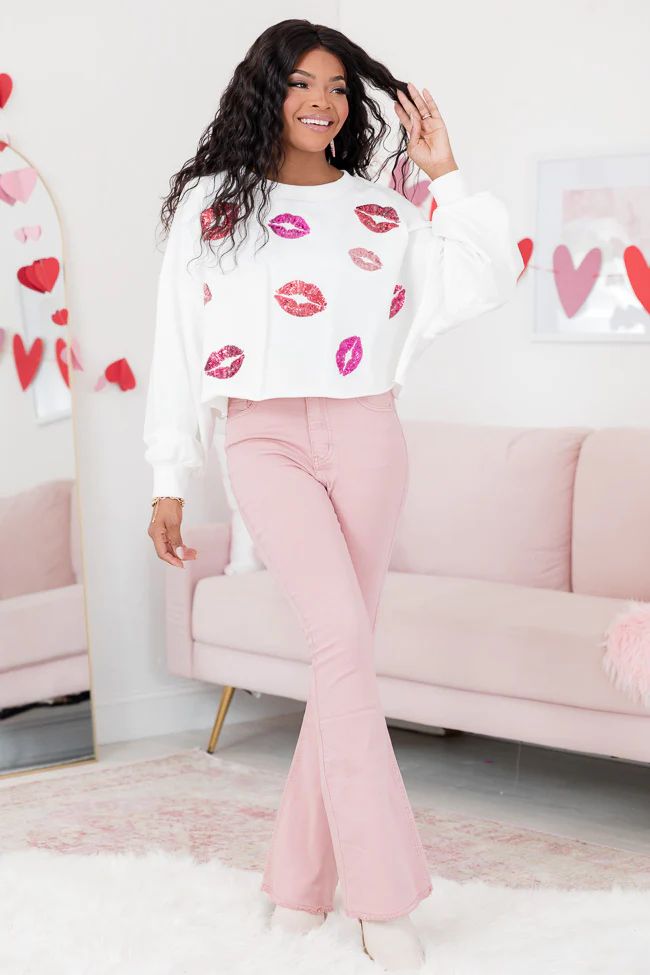 Sending Kisses Ivory Lip Patch Cropped Pullover | Pink Lily
