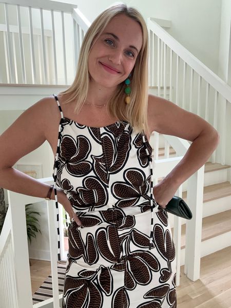 This summer print is my dream vacation dress. @laligne I’m in a size 8

#LTKParties #LTKSeasonal #LTKTravel