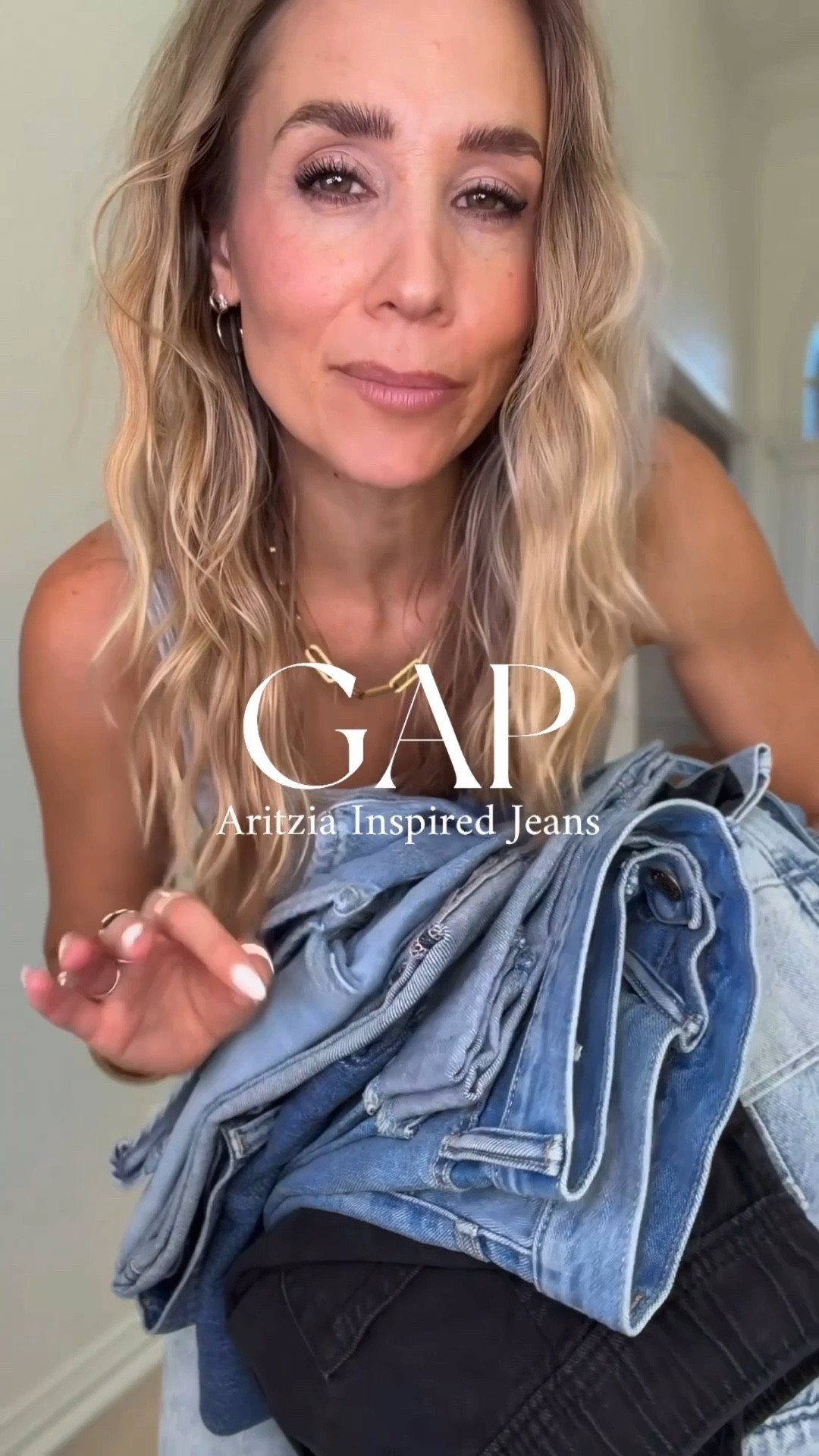 I've heard Gap is the new Aritzia & had to find out tor myself and am 
literally impressed. 

I will be buying more soon + I'm predicting these pieces will sell out since they are trendy // chic

I bought by size 27 / my tts in jeans
5'5" | 120 lbs | size 4



#LTKFindsUnder100 #LTKmomlife #LTKootd