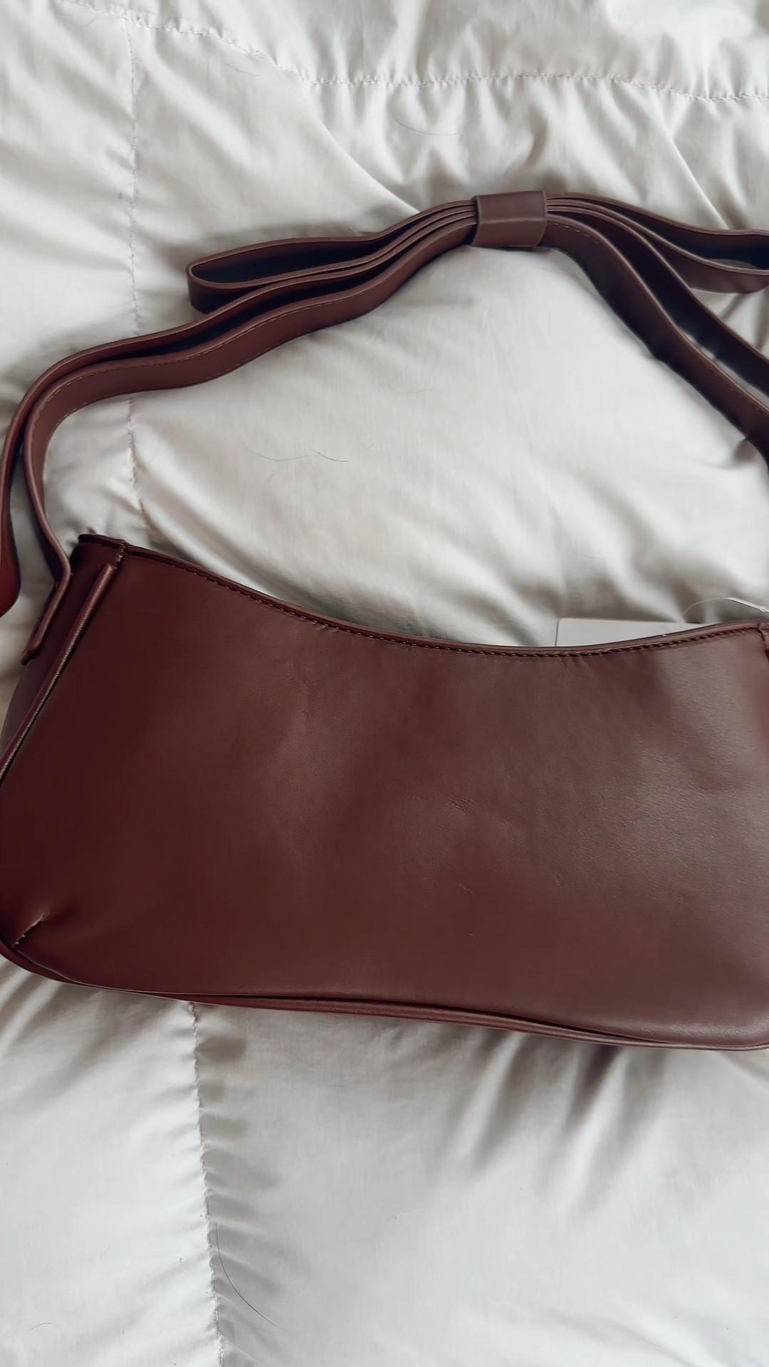 Anthropology Fall Bag🍂 #fallaccessories #fallfashion #fallstyle #anthropology #anthropologybag

#LTKStyleTip #LTKItBag #LTKSeasonal