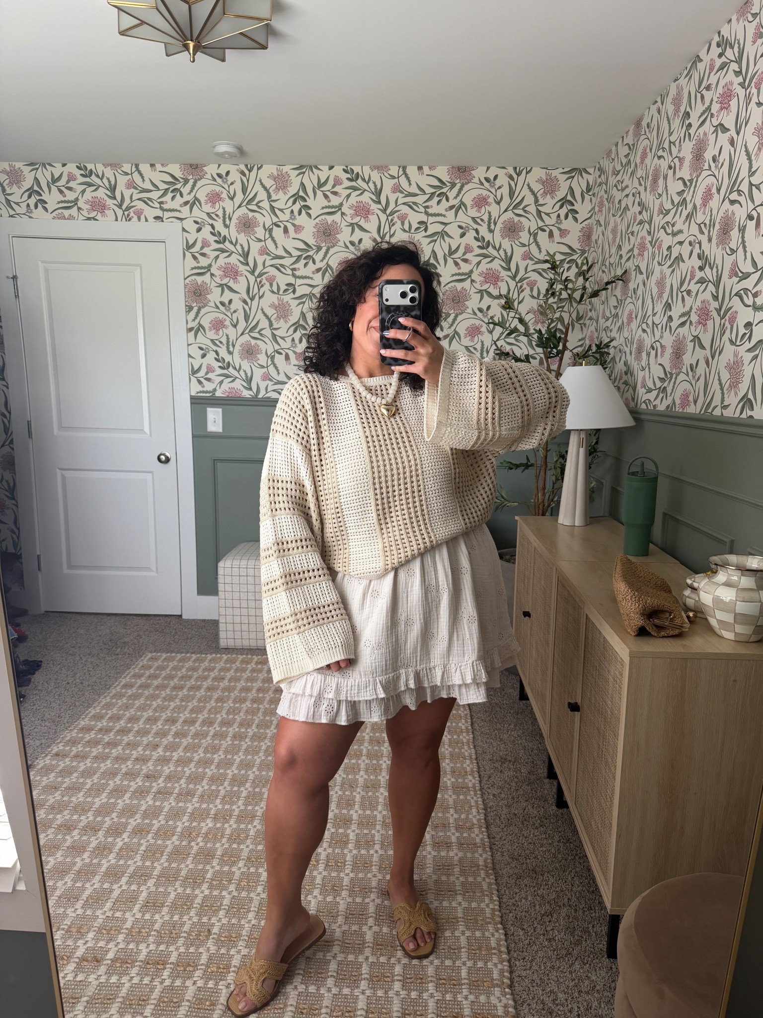 @Target midsize summer dress in white! Amandareederblog is wearing size large 

#LTKMidsize #LTKOver40 #LTKootd