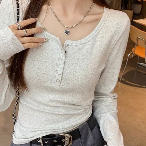 Gwendolyn - Long-Sleeve Plain Henley Tee | YesStyle Global