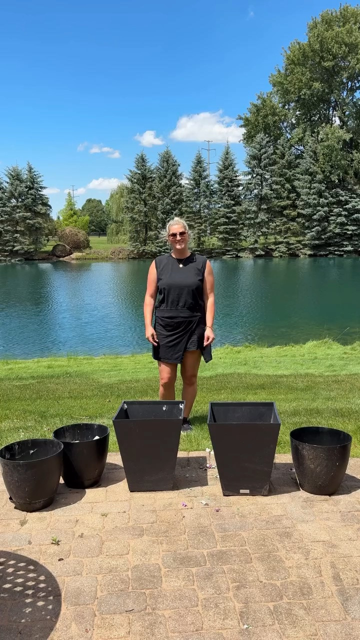 I tested these at my mom’s house because if they can survive there… they can survive anywhere 😅🌸

Comment FLOWERS and I’ll send you the links.

#LTKSeasonal #LTKHome #LTKSaleAlert