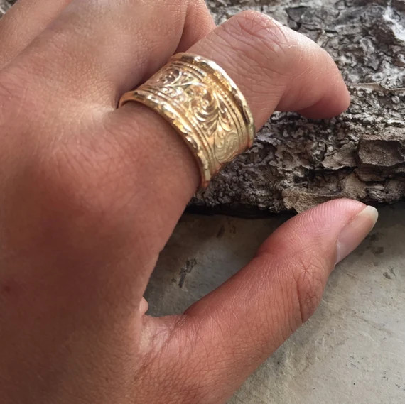 Solid gold wedding band, vine band, Unisex ring, wide gold band, unique wedding band, men women r... | Etsy (US)