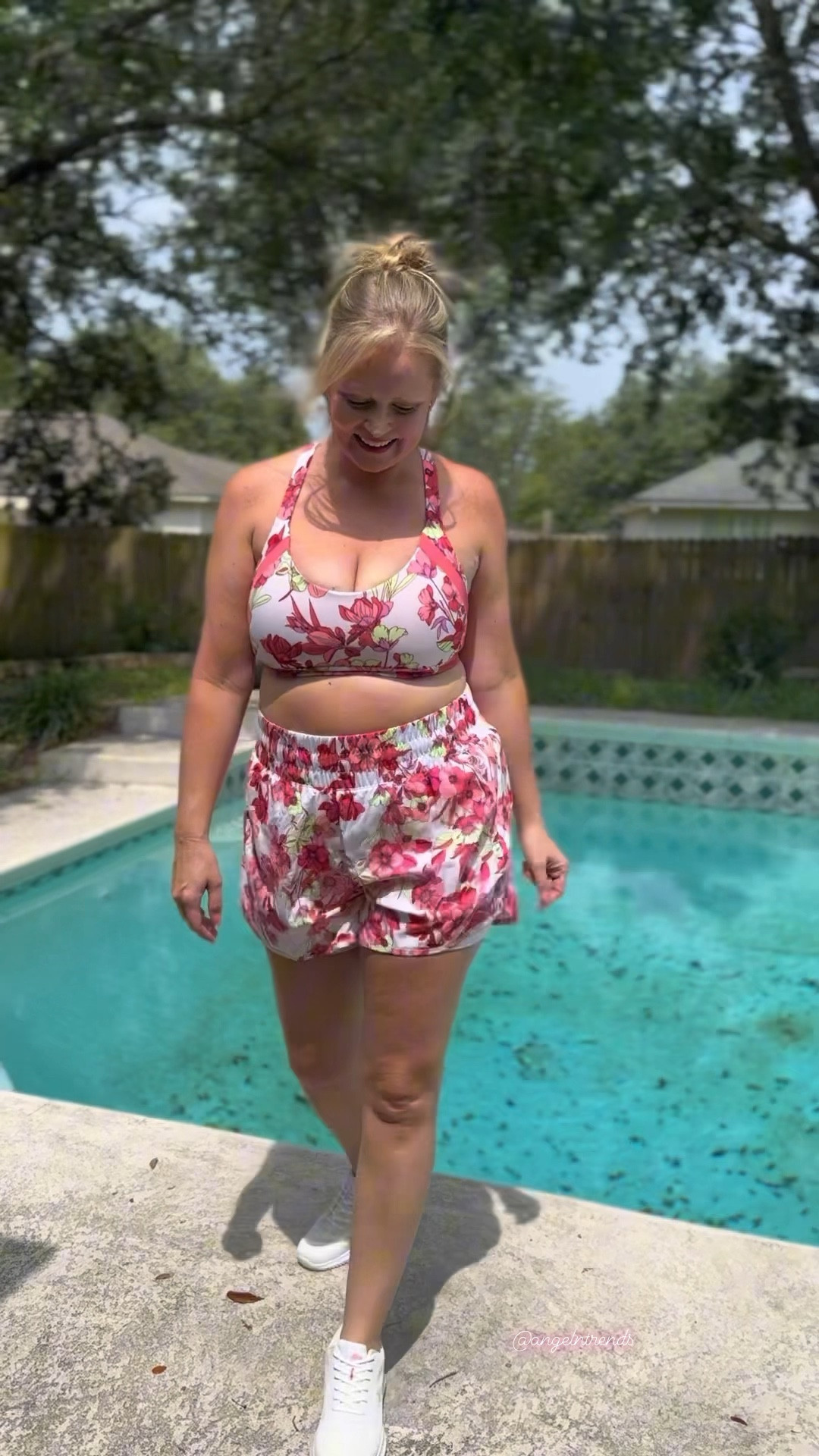 Floral active wear 🌸
Perfect for working out or vacay ☀️

#LTKtravel #LTKSeasonal #LTKFind