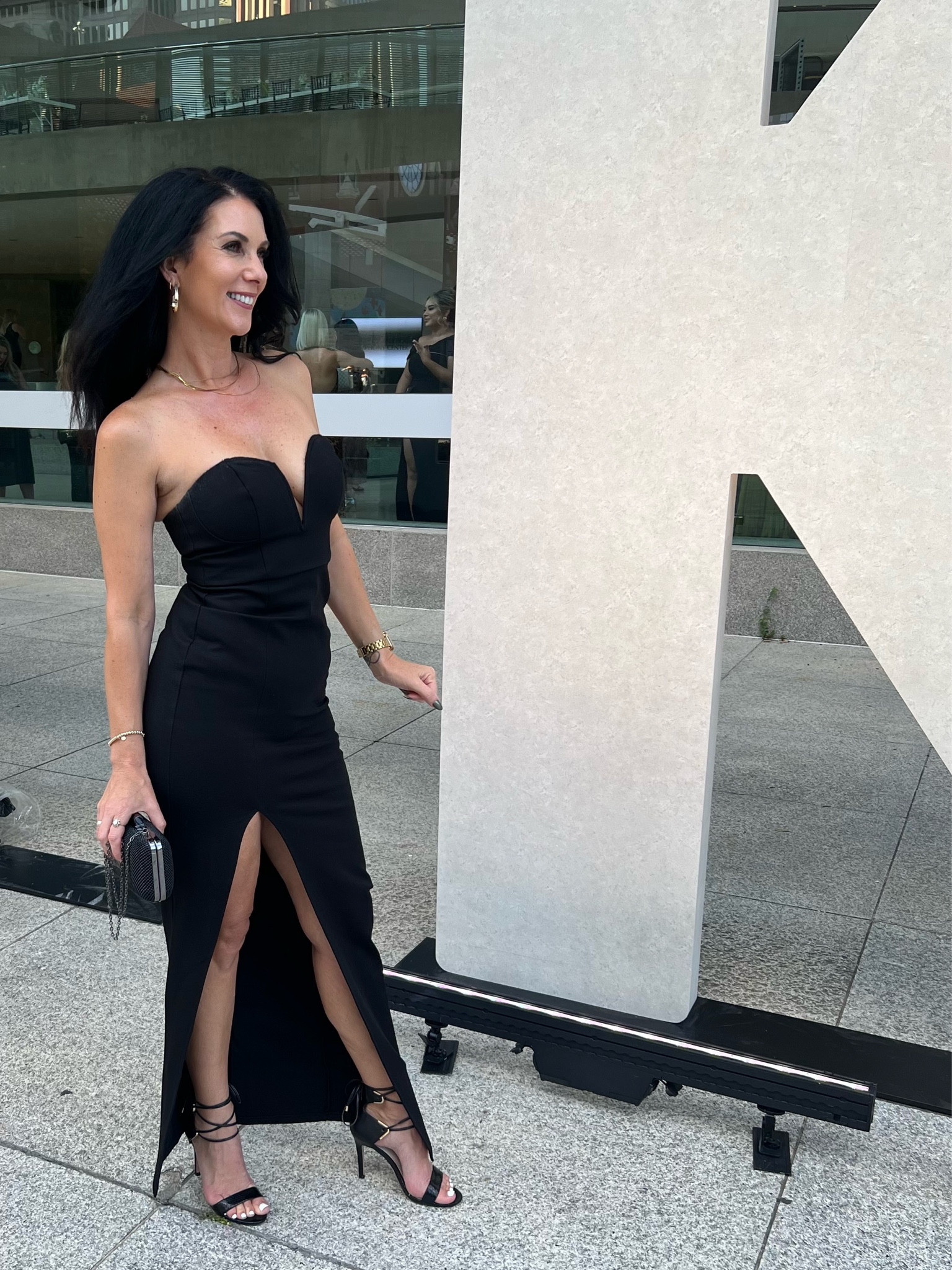 LTKCon awards ceremony…glam and fun! I actually found a red carpet worthy dress that was in my budget, lol! I panic ordered this dress from Revolve 5 days before my trip..thank you express shipping 😅