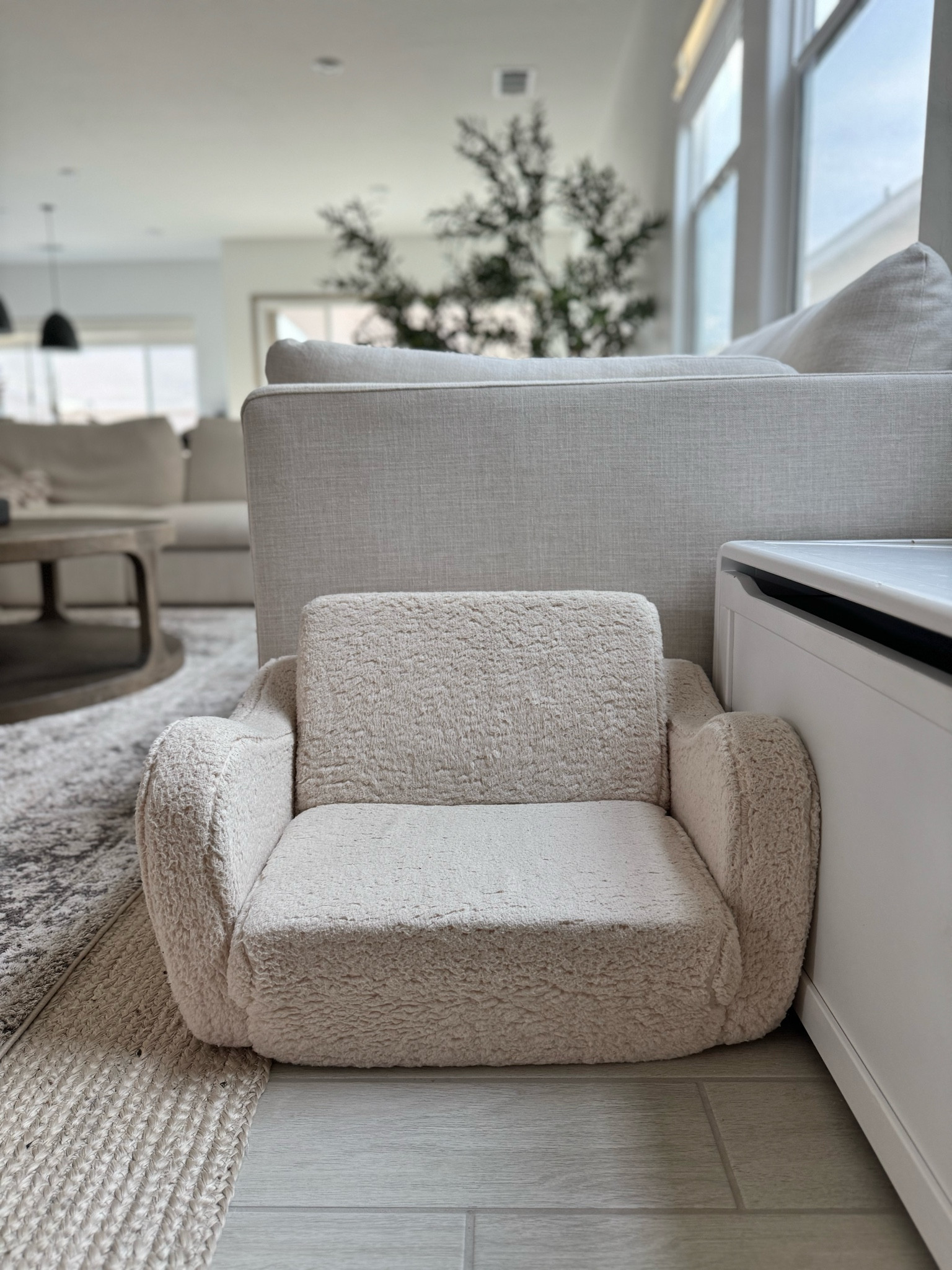 Toddler lounge chair! Folds out so they can lay down too🫶🏼

#toddler #chair #loungechair #kidschair #amazonkids

#LTKKids #LTKGiftGuide #LTKSaleAlert