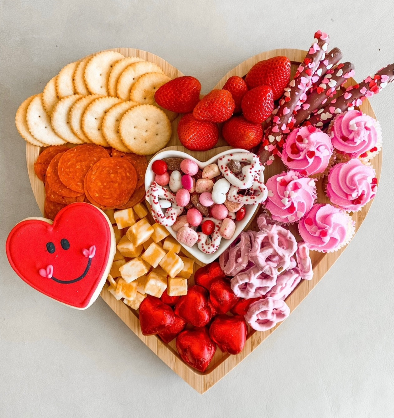 Galentines Dessert Charcuterie Board 

This may be the cutest thing I’ve brought to a potluck in my entire life 💕

 Valentine Gift Idea or House Party  potluck / side dish / hostess gift 


#LTKSeasonal #LTKparties #LTKfindsunder50