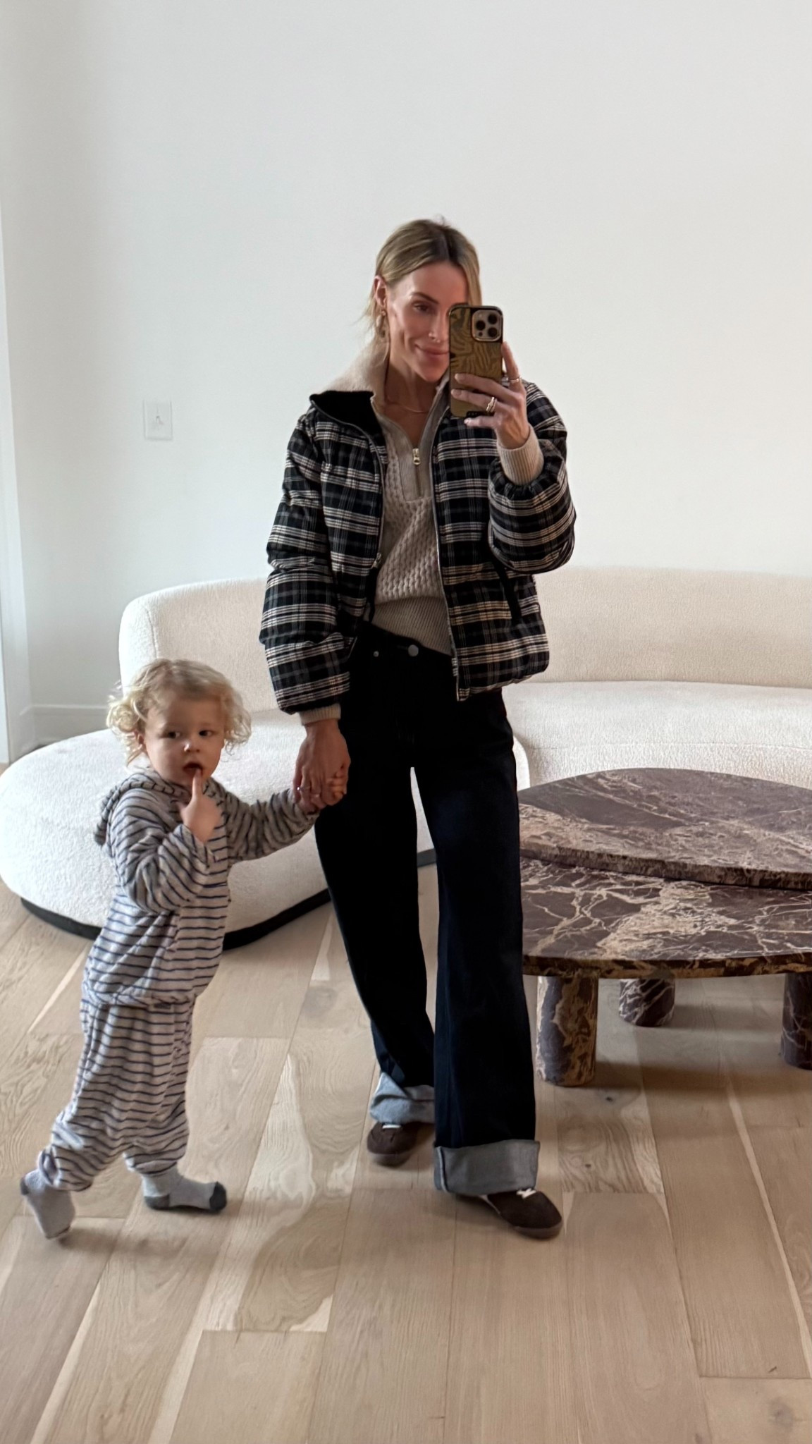 Cozy casual weekend OOTD for fall and cooler weather 🤎

#LTKHoliday #LTKCyberWeek #LTKmomlife