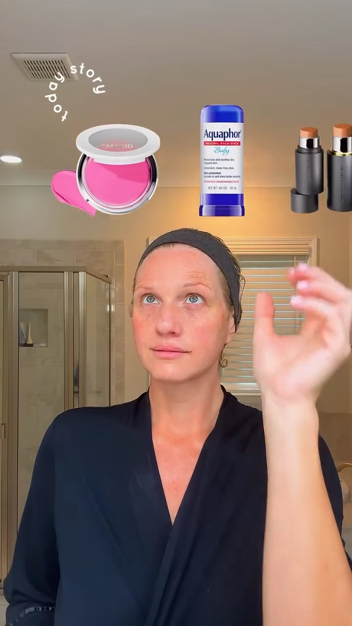 No 30 minute tutorial. No 12 products.

Just a quick, soft eye and fresh skin for real life mornings when you have somewhere to be.

This is my fast routine that still makes you feel put together.

All products linked ✨ 

#LTKOver40 #LTKgrwm #LTKBeauty