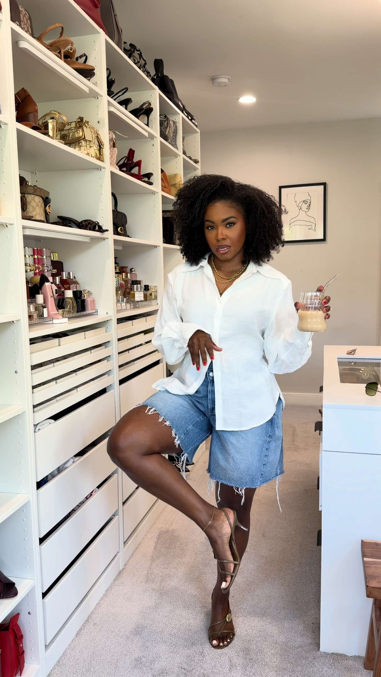 another CHIC white top & jeans combo. Most of my items are old and sold out but I was able to find some GREAT substitutes

Sunnies: 12pm Studios
Jewelry: shoplfc.co 

 