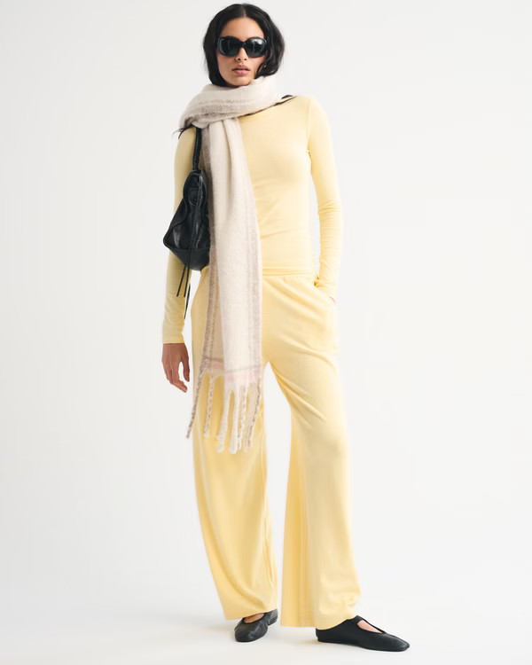 Long-Sleeve Cozy Lounge Knit Tee | Abercrombie & Fitch (US)