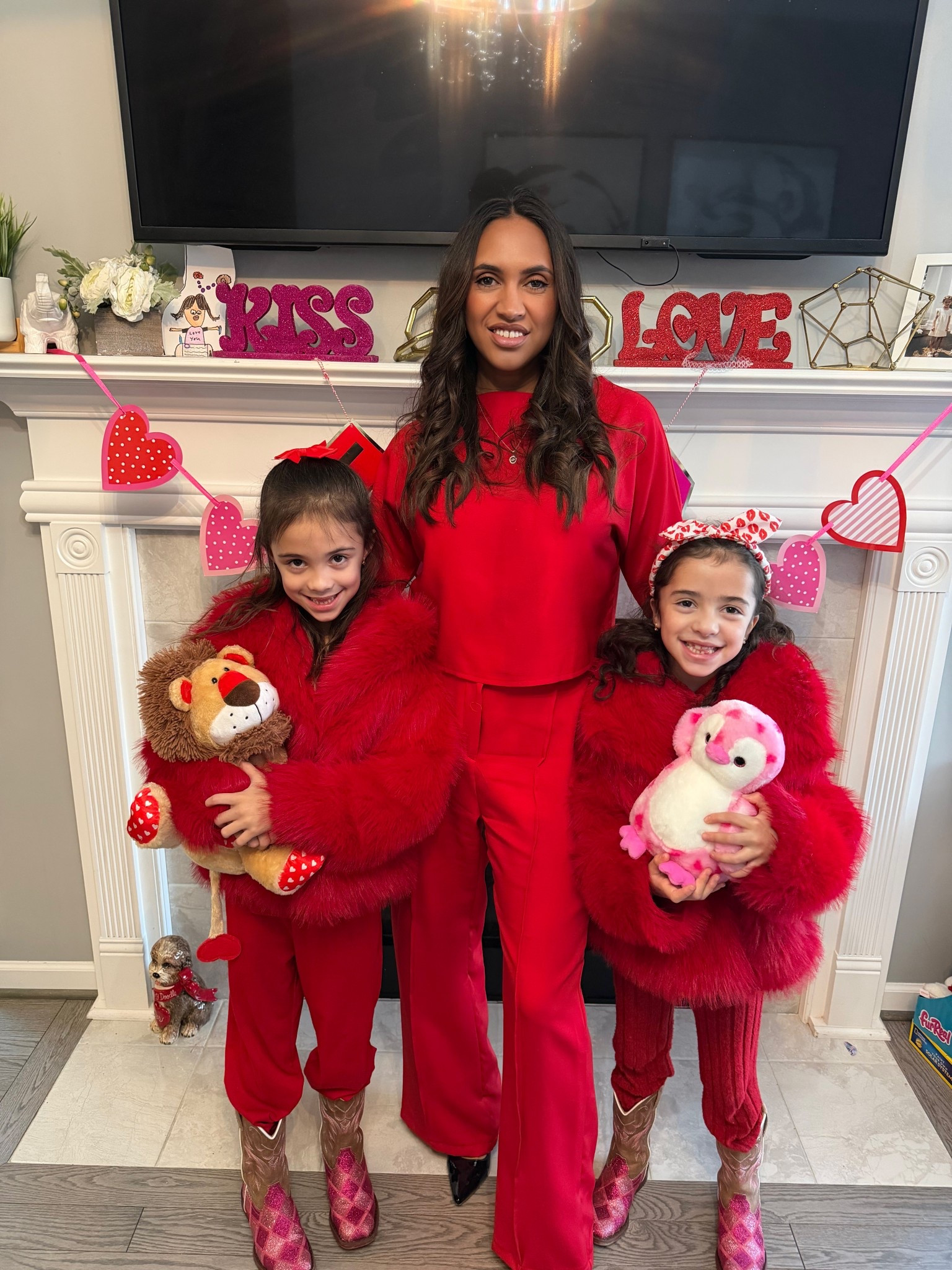 Matching mommy daughter moments. Ready for a Valentine’s Day dinner with my little ladies. ❤️

#LTKmomlife #LTKValentine #LTKKids
