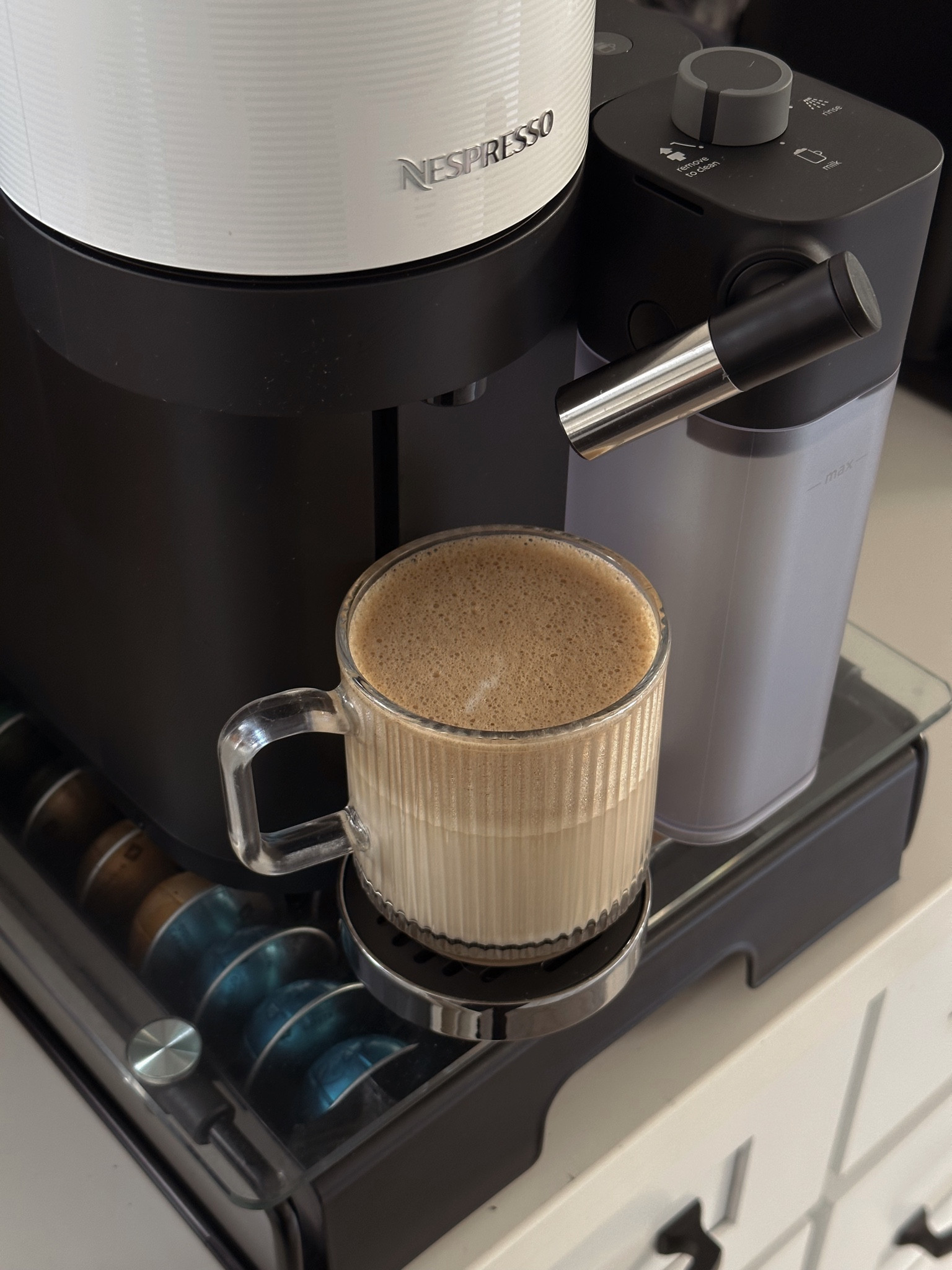 My new coffee machine ☕️🤎

#LTKU #LTKfitness #LTKhome