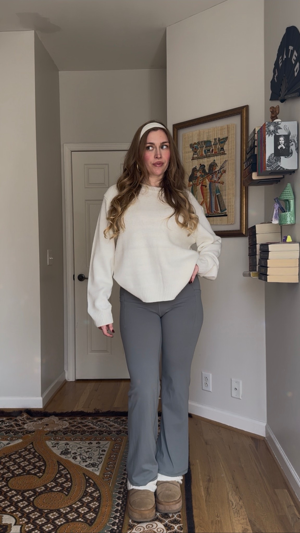 Comfy cozy season 

#LTKMidsize #LTKStyleTip #LTKSeasonal