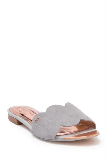Rhaily Scalloped Slide Sandal | Nordstrom Rack