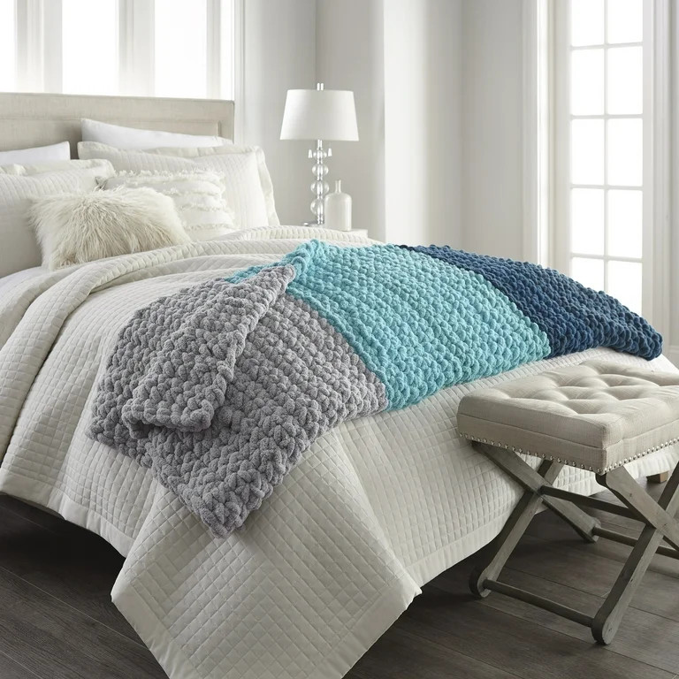 Mainstays Chunky Chenille Yarn, 31.7 yd, Charcoal, 100% Polyester, Super Bulky, Pack of 4 | Walmart (US)