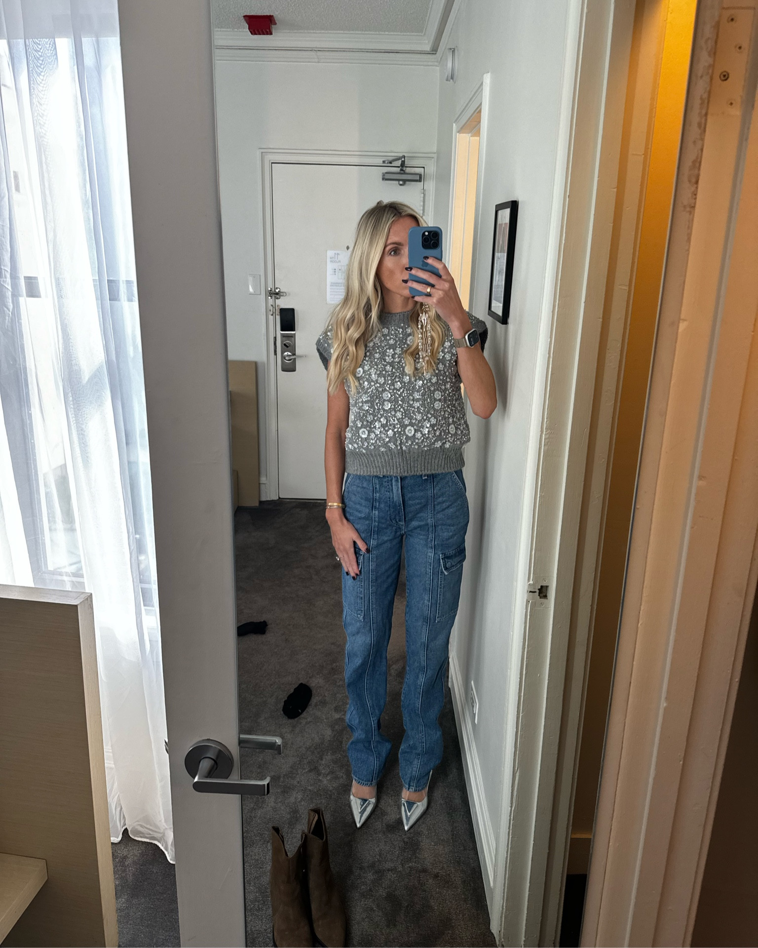 Oversized laidback fall winter outfit
Pants tts for oversized look
City outfit, what to wearr