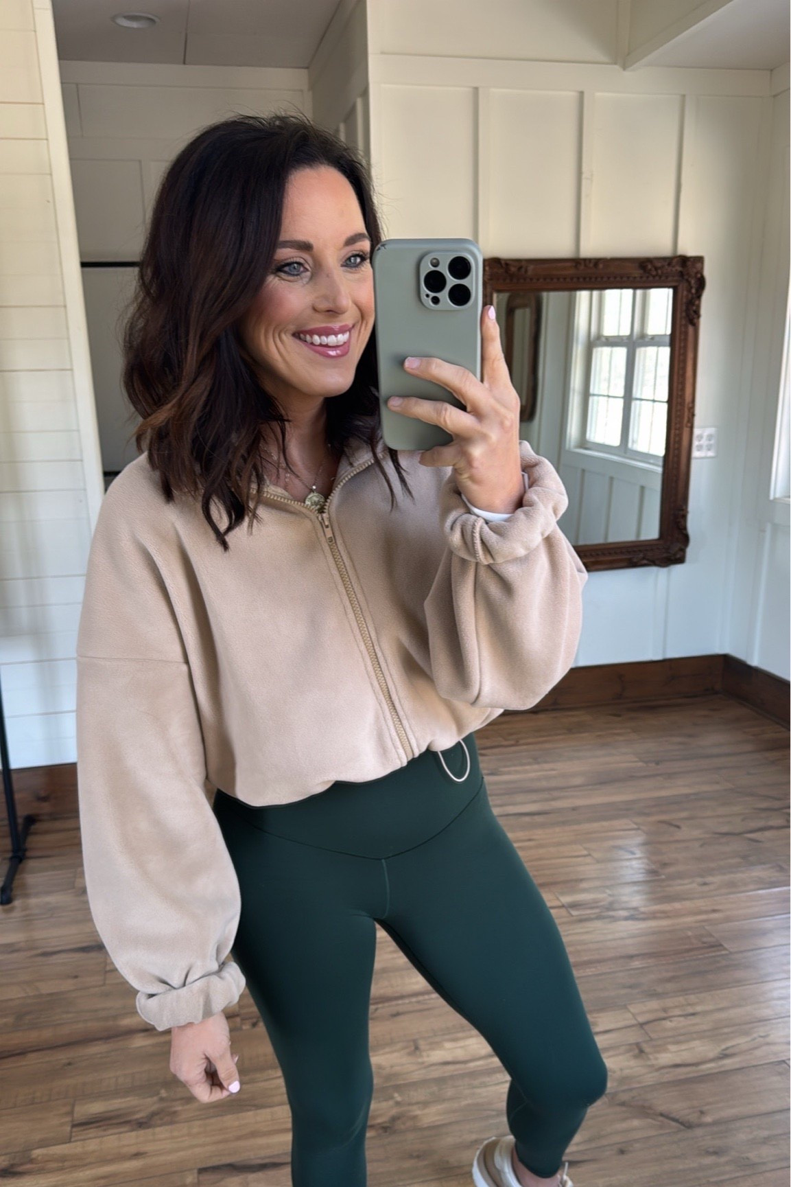 The leggings have that butter feel, so good! This outfit is cute and comfy, perfect for running errands, going to the gym, or lounging at home!
Amazon finds mom outfit every day outfit cute casual outfit women’s fashion Amazon fashion leggings  VintagePickin Aprilwilks 

#LTKActive #LTKootd #LTKSeasonal