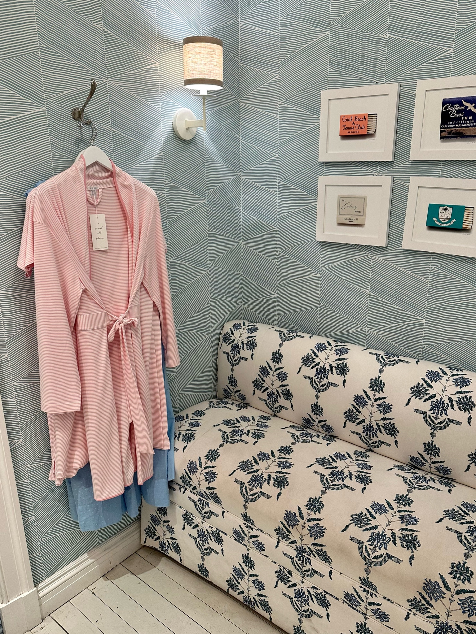 Shopped the Lake Sale this morning! See what’s in my wishlist and what I picked up! 