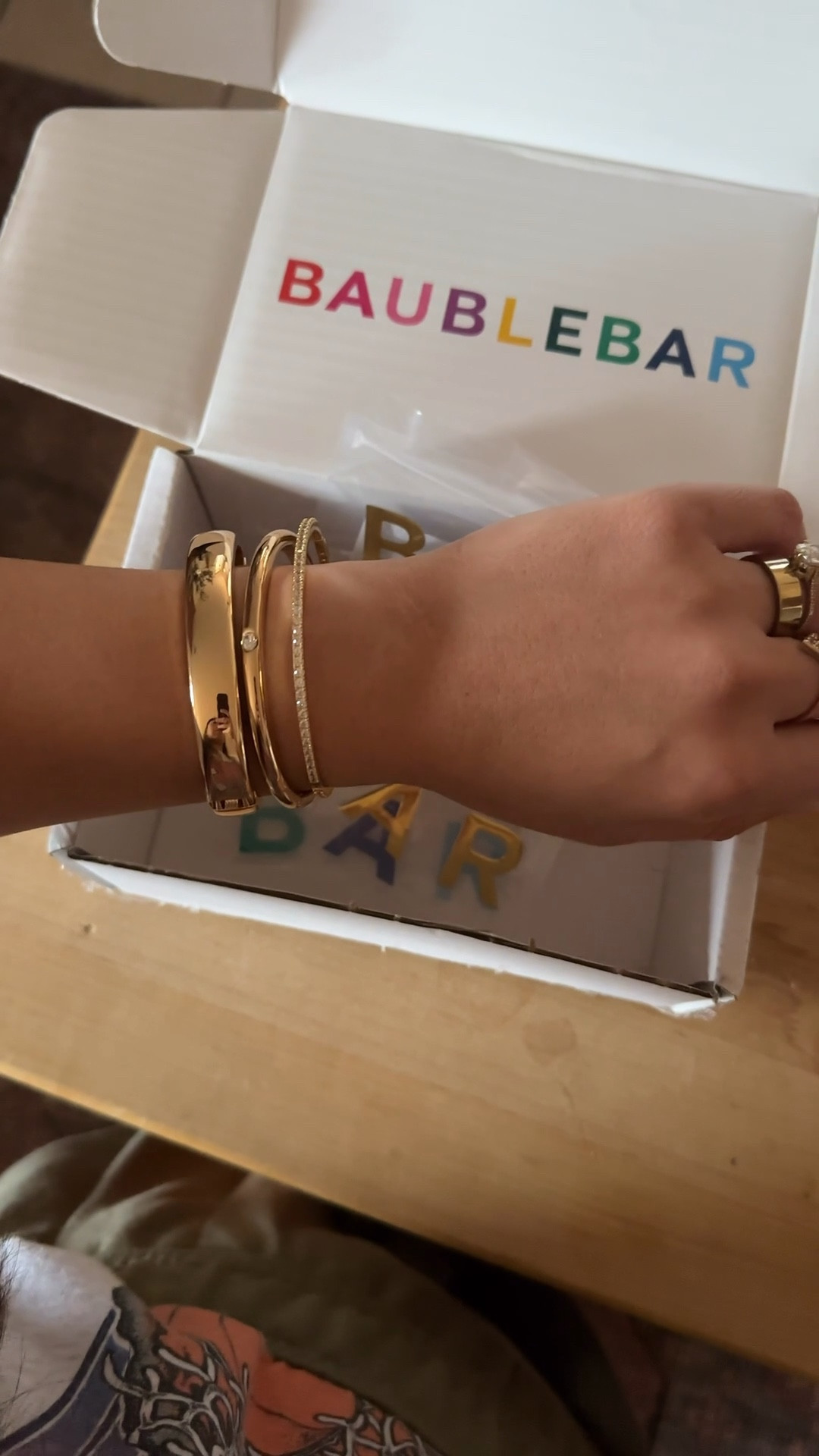 You guys BaubleBar has done it again I’ve been looking for the perfect every day bangle and I’ve found three. This Tracy 18K Gold hinge bangle is so dainty and effortless that elevated casual for an everyday look that you’ll love. I just love the way it looks with BaubleBar Nadia Classic Hinge Bangle and Thin Gold. Baublebar is here for all your holiday needs - whether thats a gift to yourself or others, head to baublebar.com and find that little something to make this season brighter! 

#LTKParties #LTKGiftGuide #LTKHoliday
