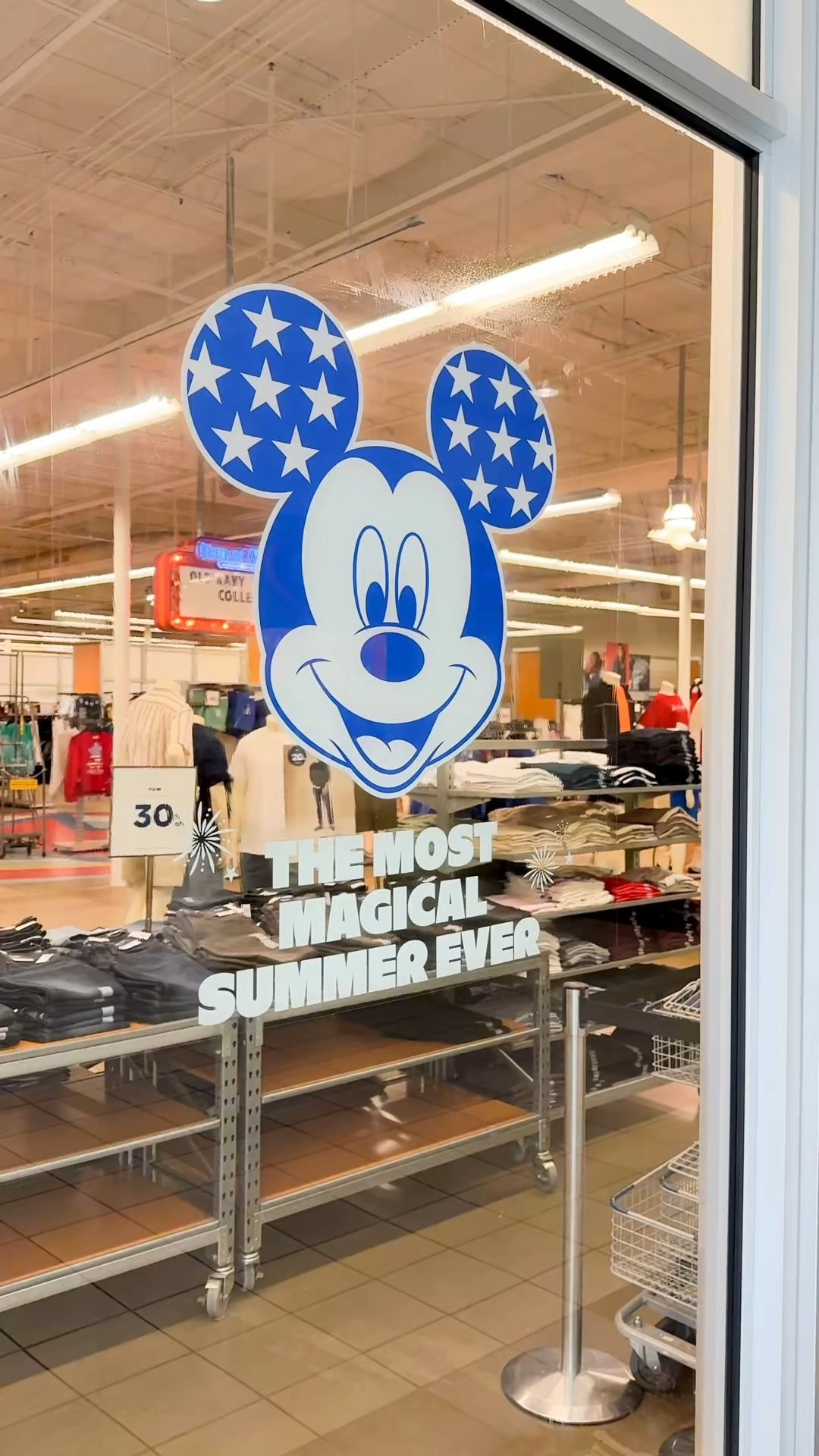 The cutest patriotic collection has arrived at Old Navy just in time for 4th of July!! ❤️🤍💙

#LTKSummerEdit