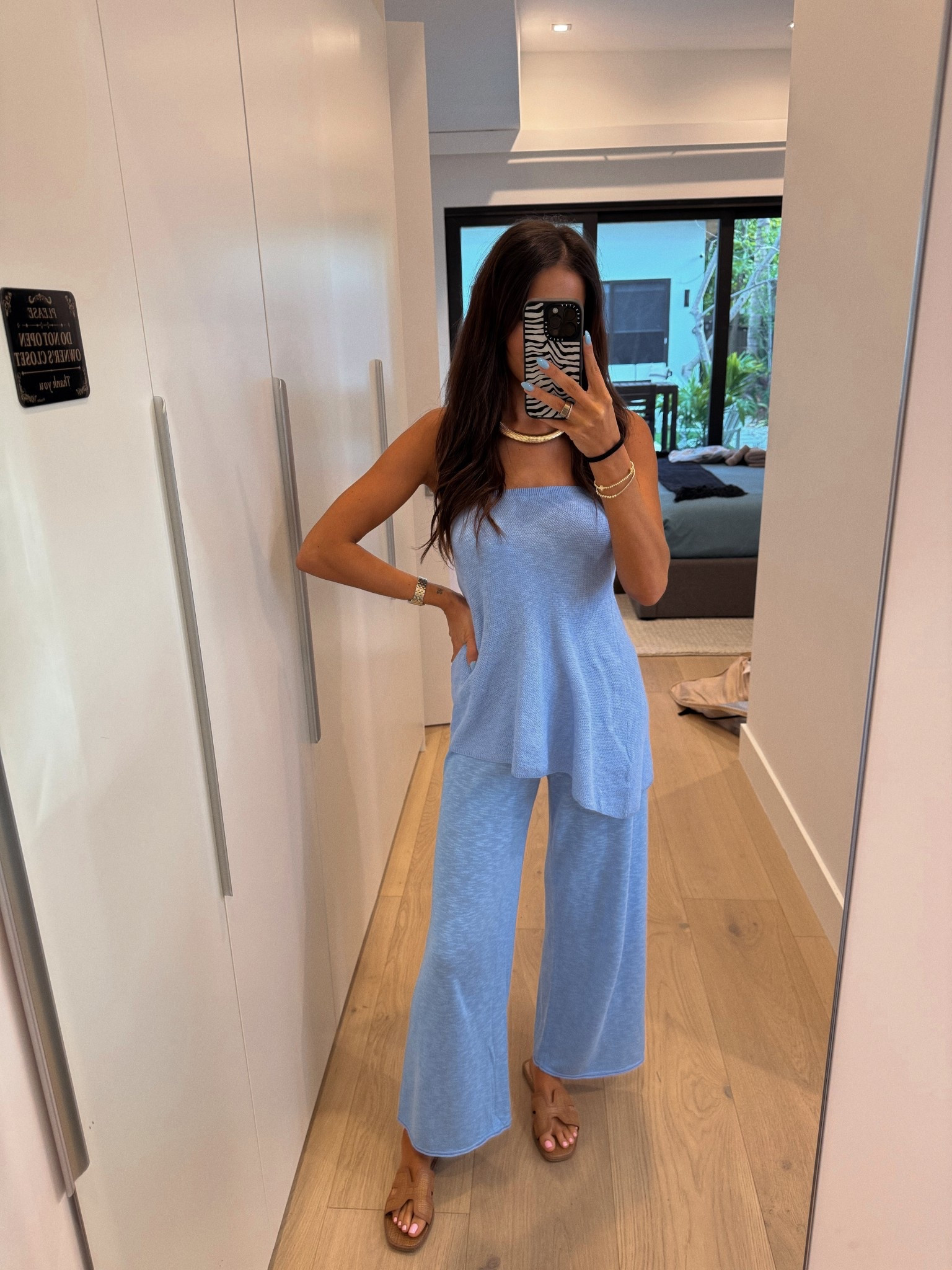 Fav travel day fit 💙