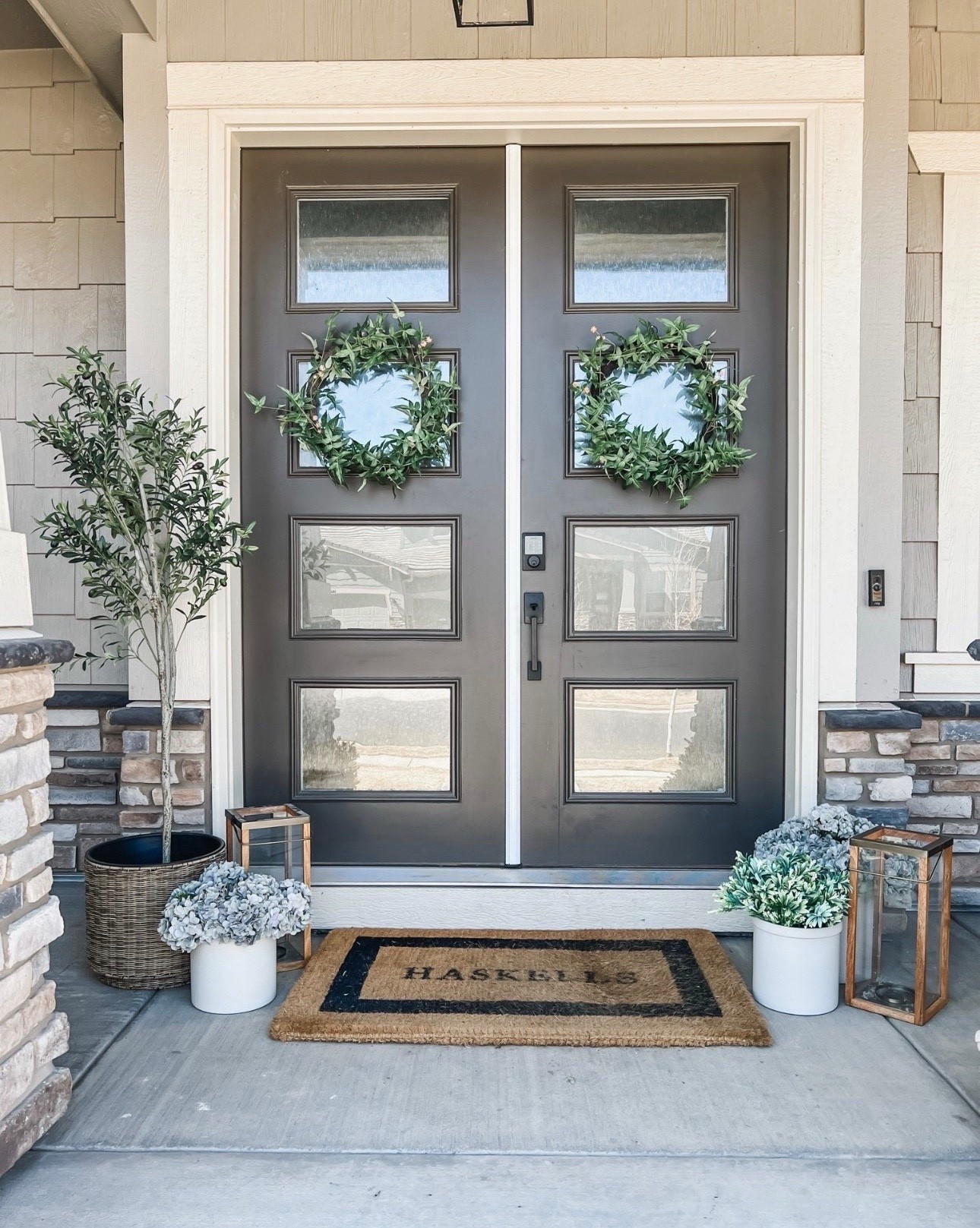 Porch details! 


#LTKHome #LTKOver40 #LTKSeasonal