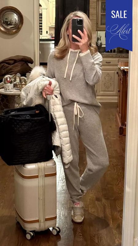 Cozy sweat set sale alert!

Cashmere hoodie and cashmere jogger pants from Summersalt Sherpa Golden Goose Paravel aviator plus carry on MZ Wallace Metro tote with a cool new insert I just found! Bogner white ski coat

#LTKSeasonal #LTKsalealert #LTKtravel