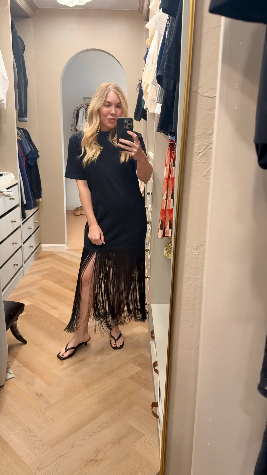 Fringe dress
Black dress