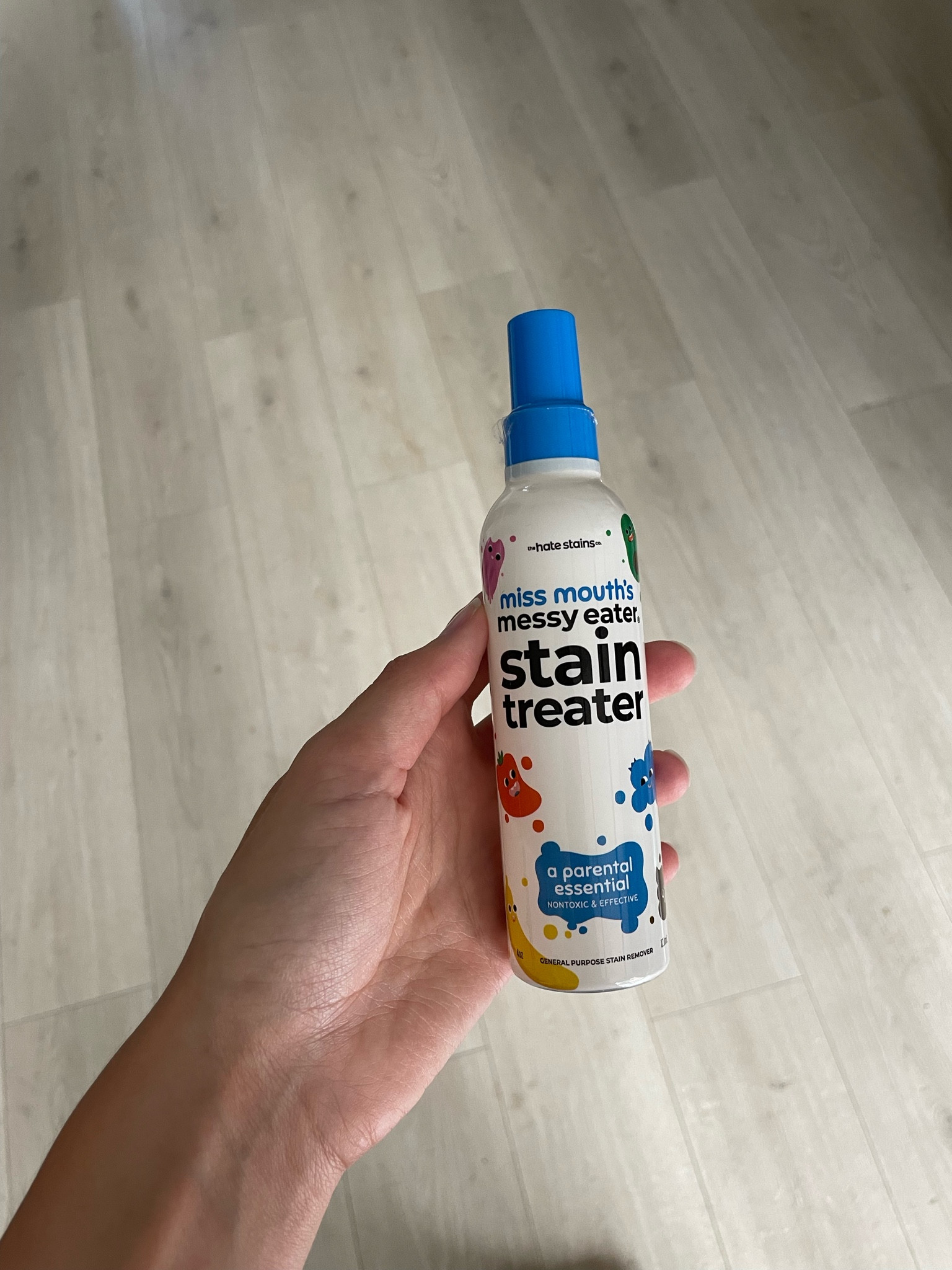 THIS GETS STAINS OUT OF EVERYTHING!!!!!
