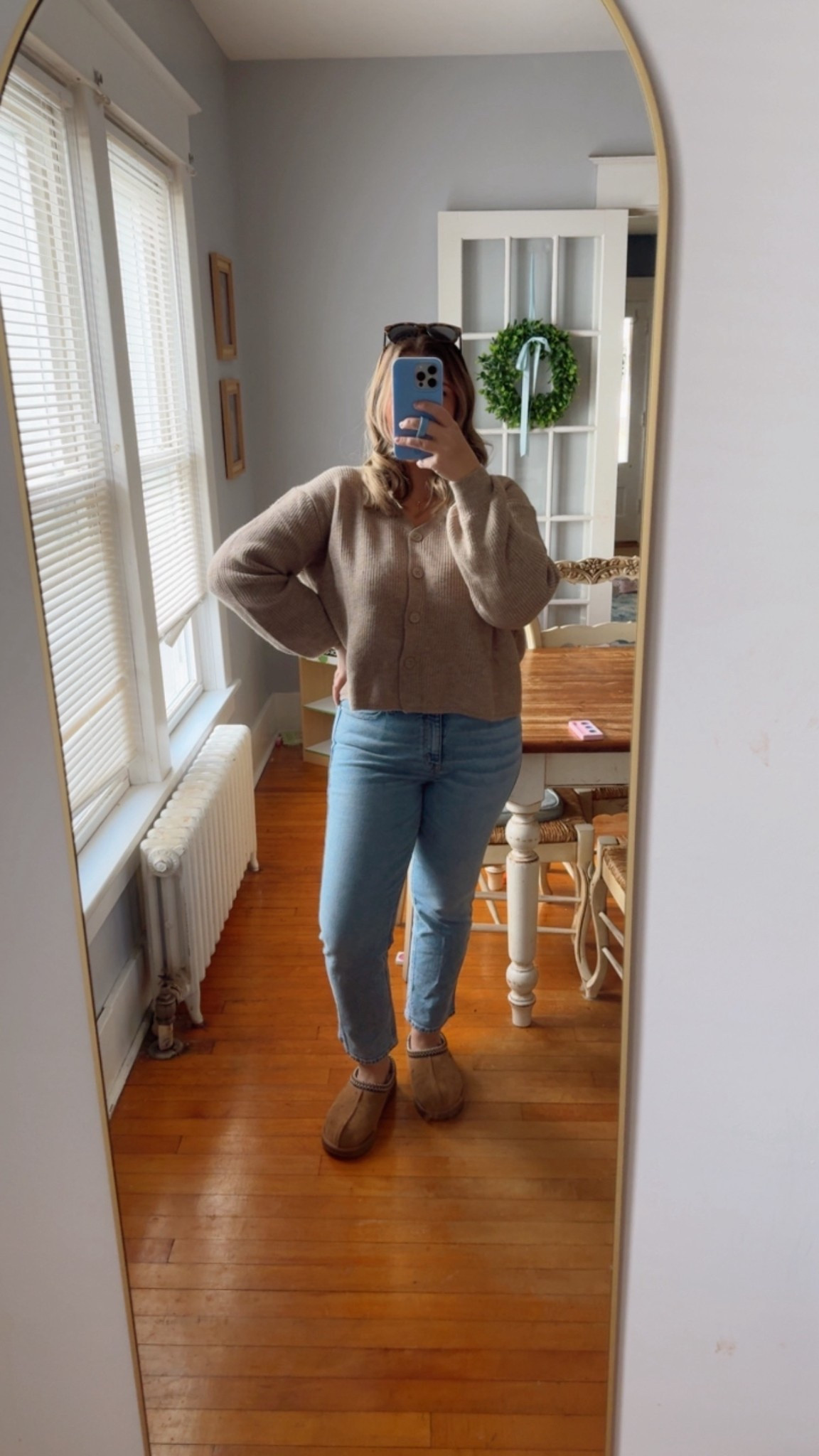 Cute ootd as a sahm. Out to run some errands in the comfiest jeans, and a cute sweater for the win!

#LTKdayinmylife #LTKootd #LTKmomlife