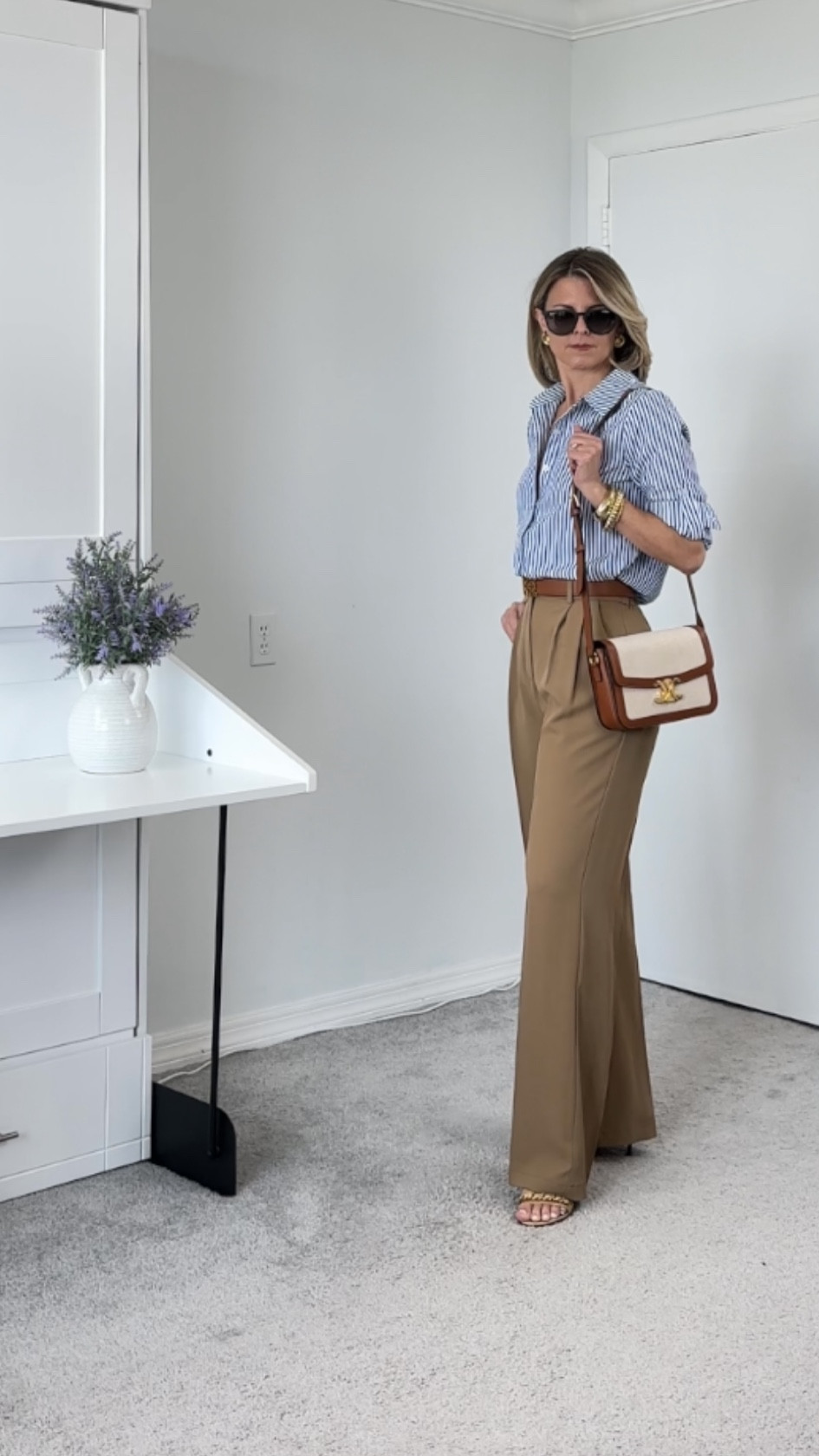 The pants I'm wearing are XS/thin/long 

 All true to size

#LTKfindsunder100 #LTKSeasonal #LTKitbag