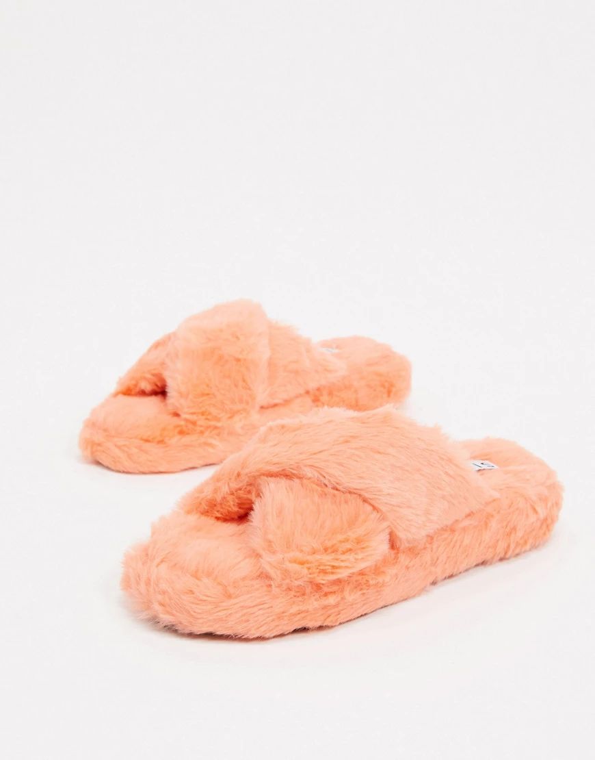 Simmi London fluffy slippers in coral-Pink | ASOS (Global)